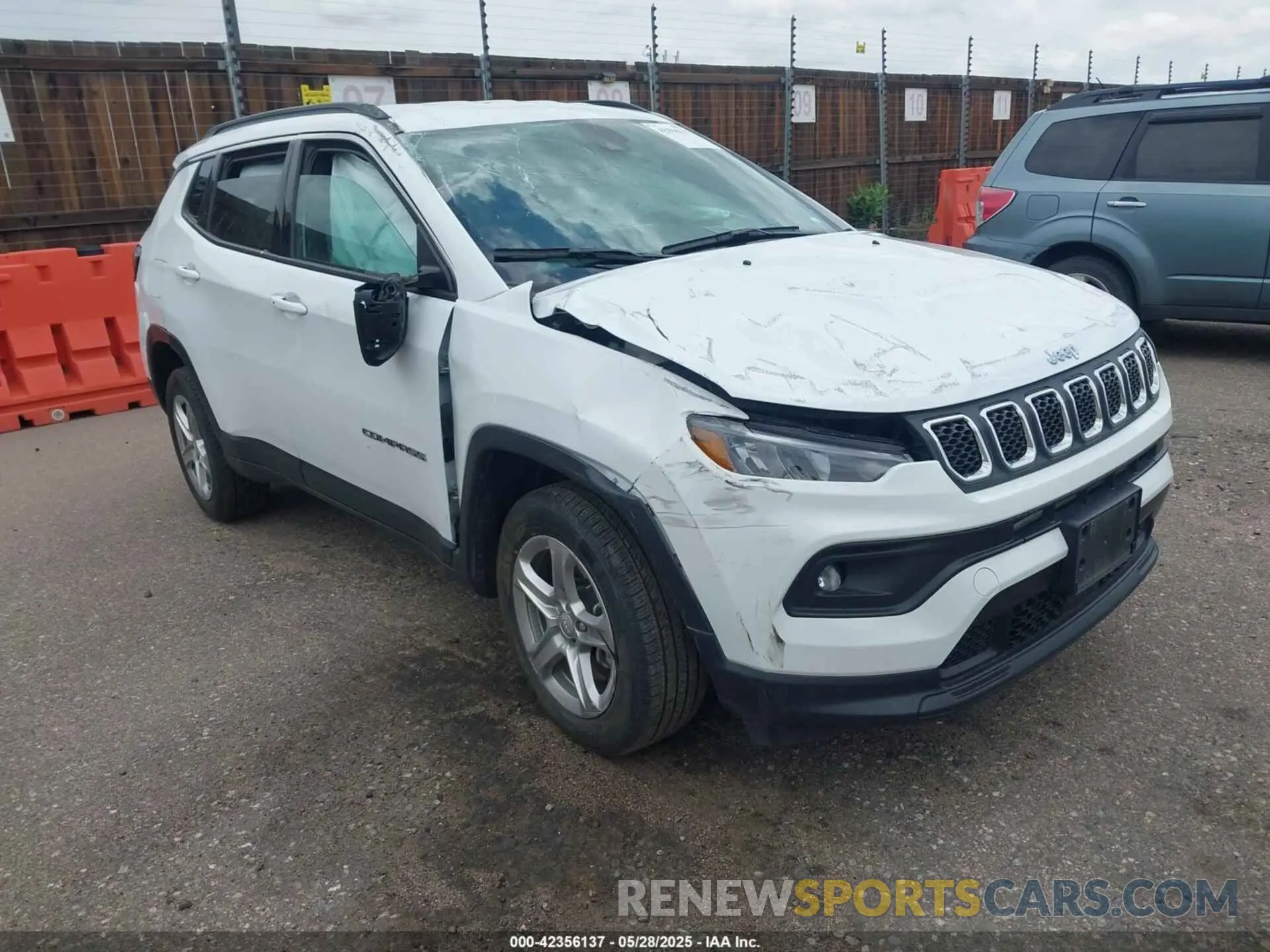 1 Photograph of a damaged car 3C4NJDBNXRT603959 JEEP COMPASS 2024