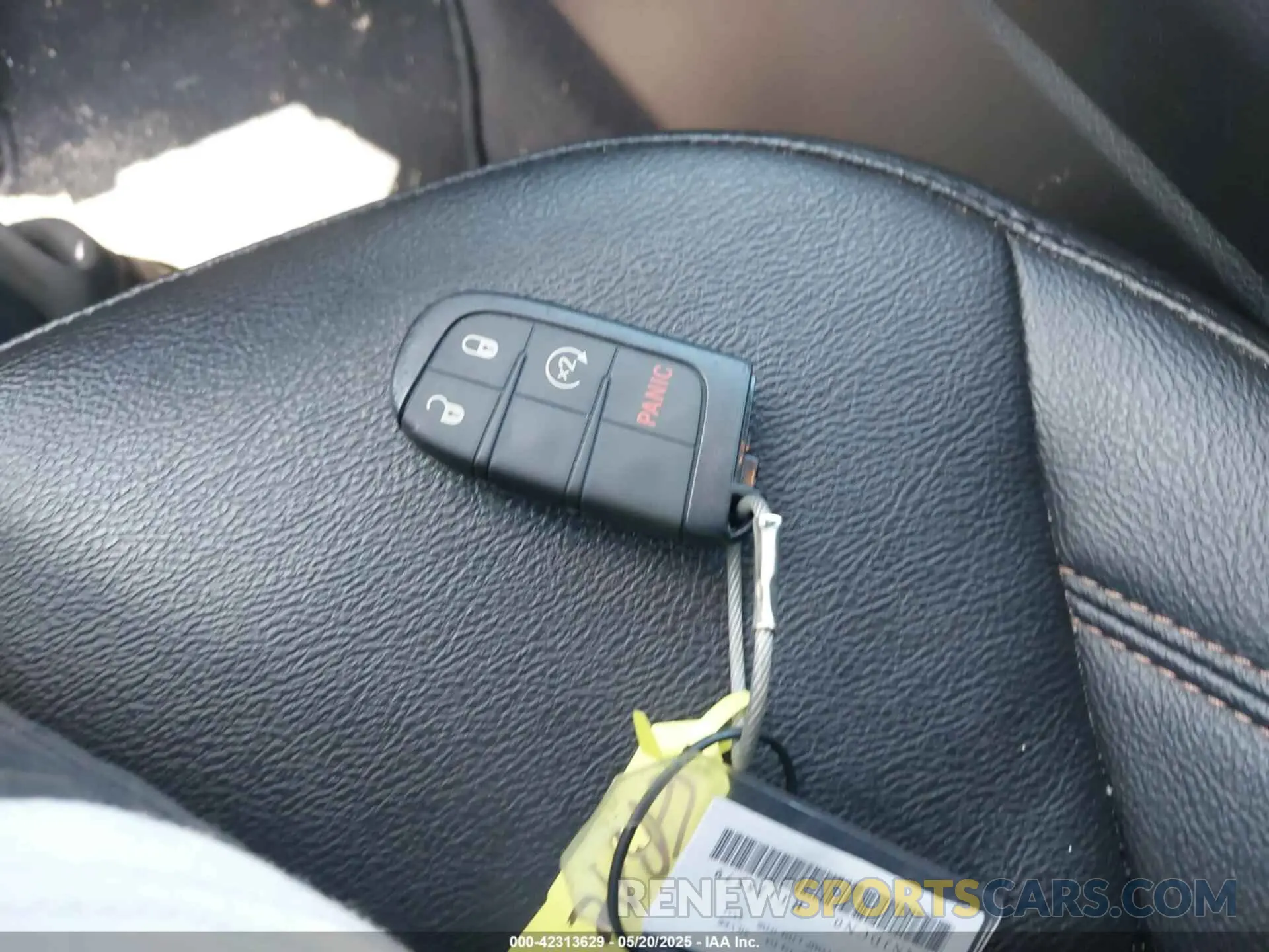 11 Photograph of a damaged car 3C4NJDCN0RT125579 JEEP COMPASS 2024