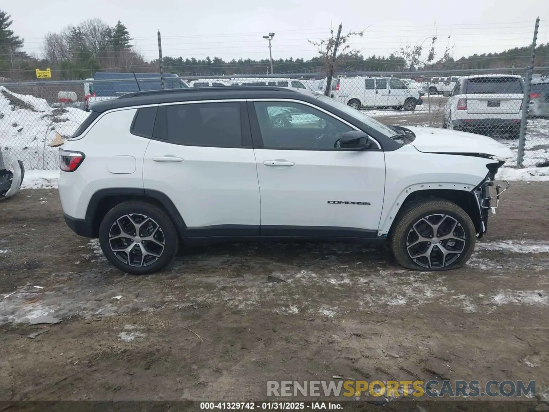 14 Photograph of a damaged car 3C4NJDCN0RT151762 JEEP COMPASS 2024