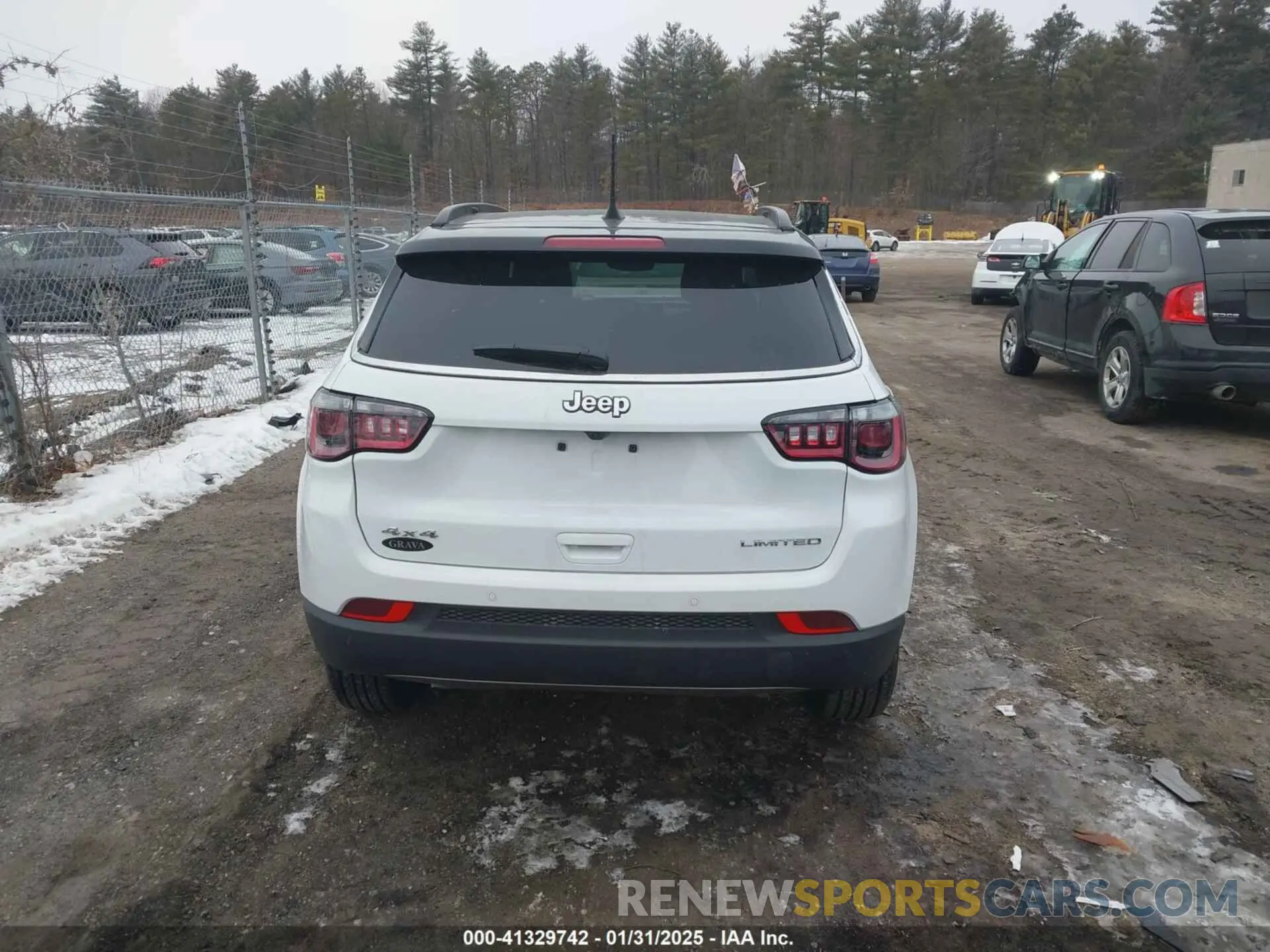 17 Photograph of a damaged car 3C4NJDCN0RT151762 JEEP COMPASS 2024