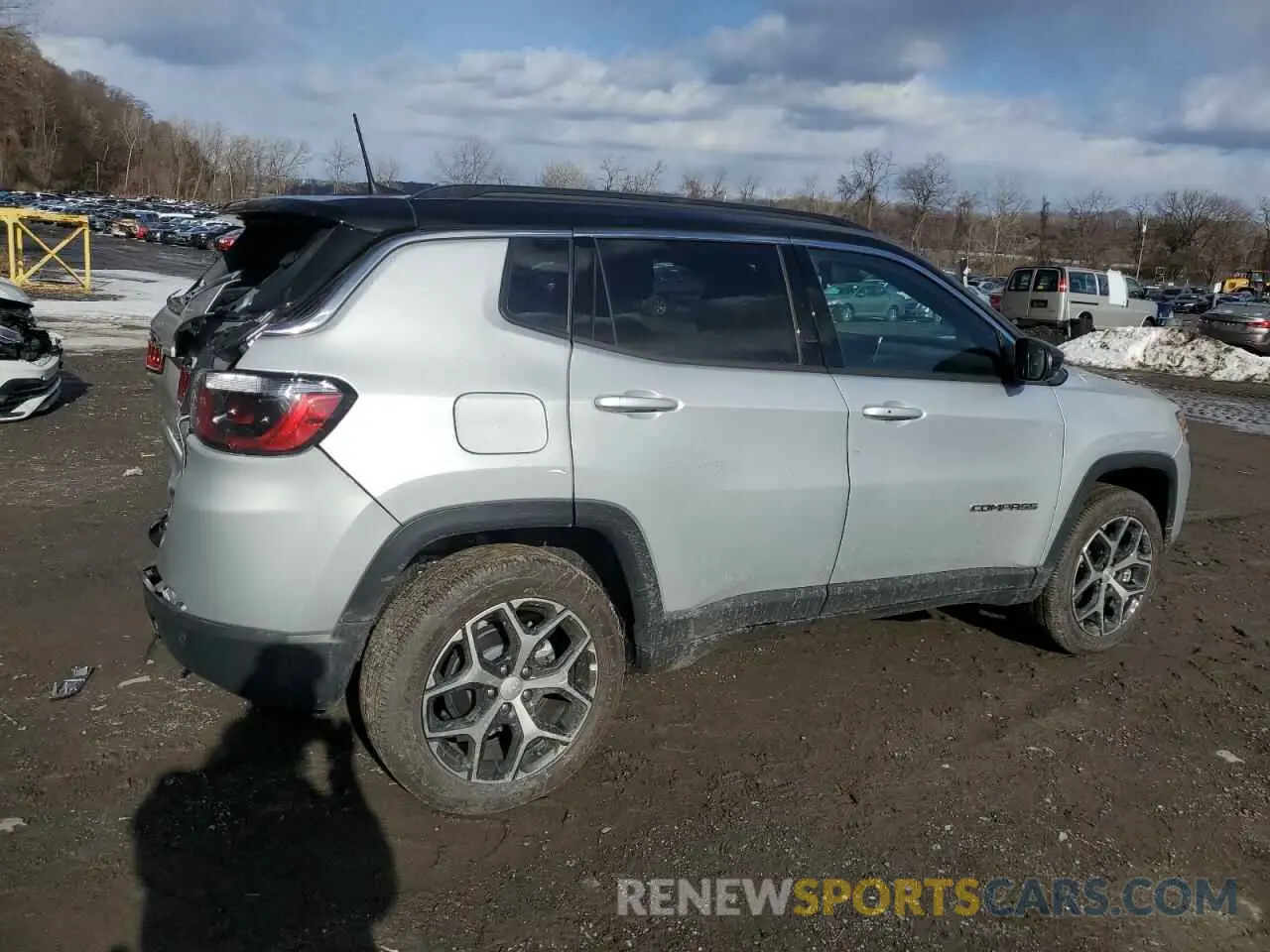3 Photograph of a damaged car 3C4NJDCN0RT153365 JEEP COMPASS 2024