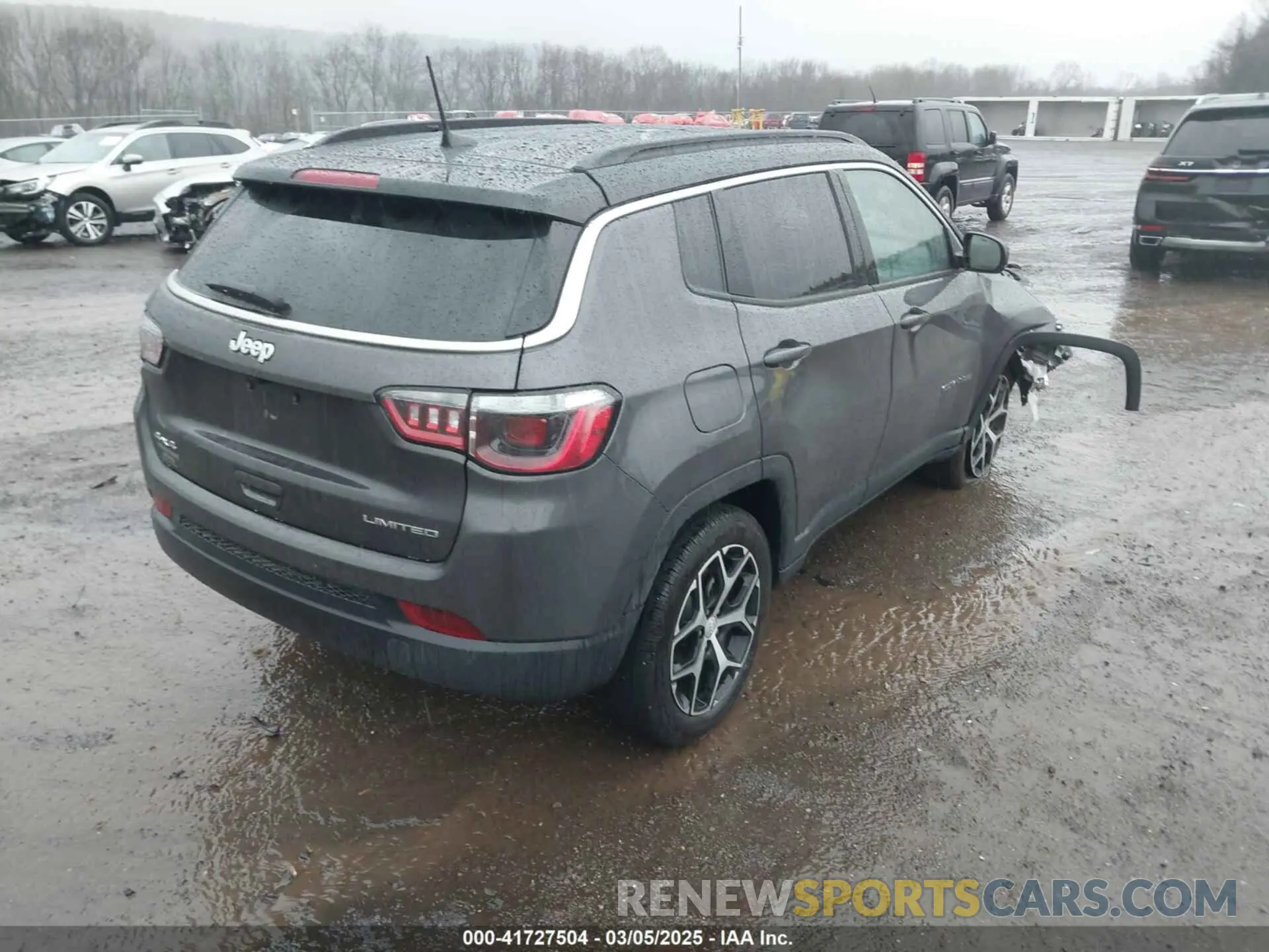 4 Photograph of a damaged car 3C4NJDCN0RT162261 JEEP COMPASS 2024