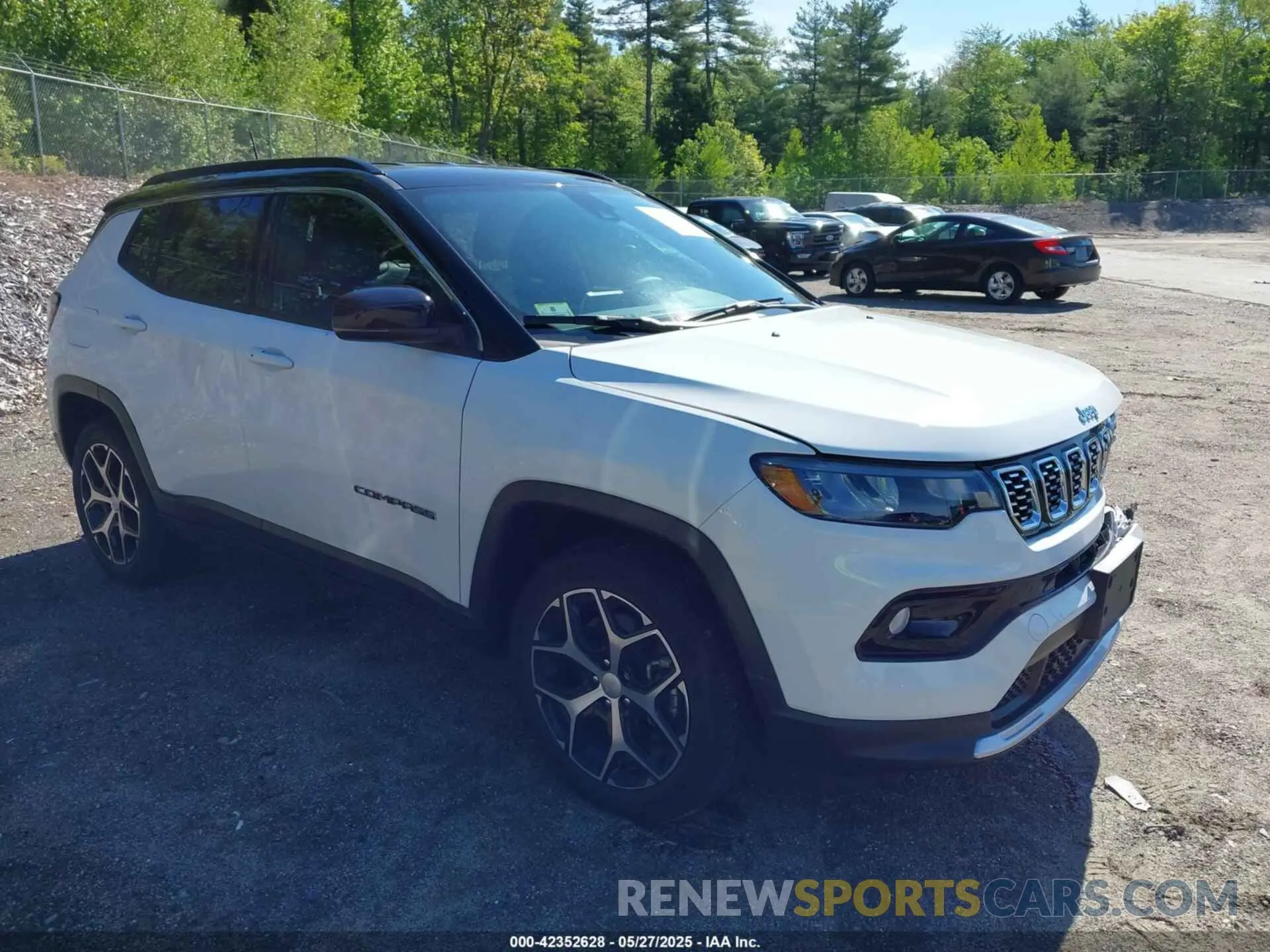 1 Photograph of a damaged car 3C4NJDCN0RT164821 JEEP COMPASS 2024