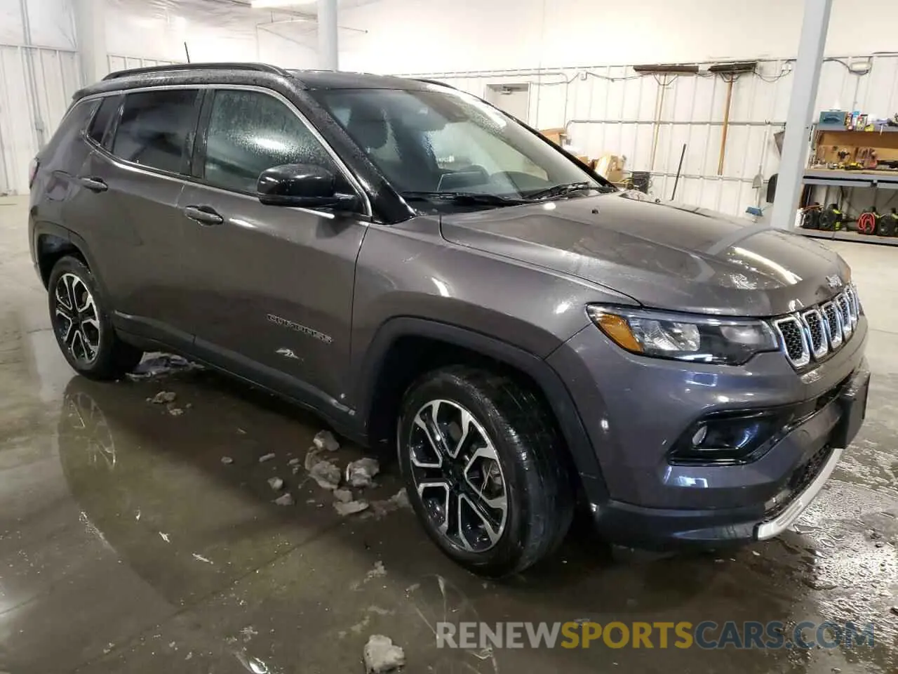 4 Photograph of a damaged car 3C4NJDCN0RT583977 JEEP COMPASS 2024