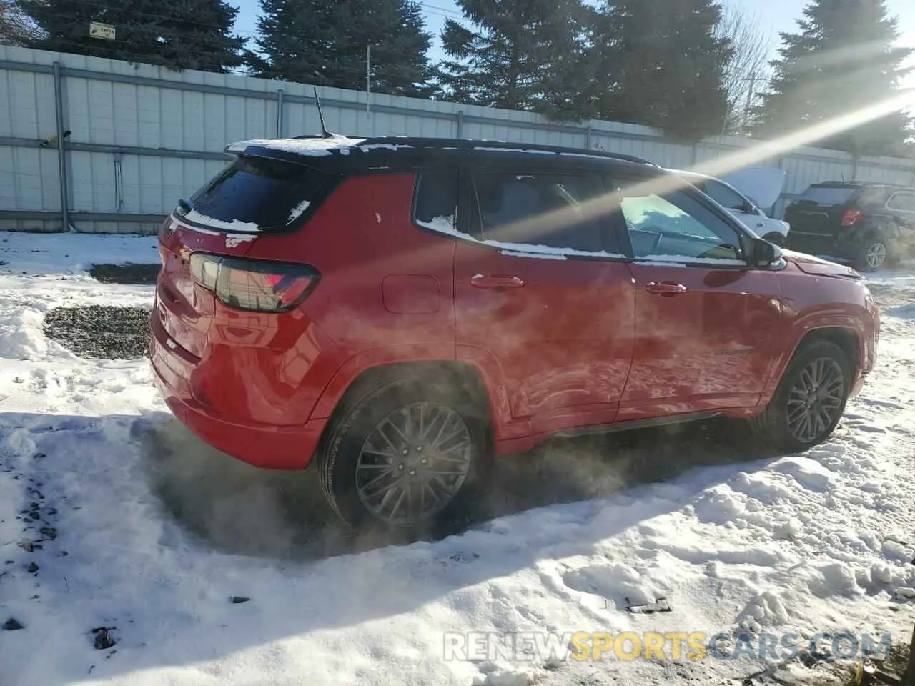 3 Photograph of a damaged car 3C4NJDCN0RT592307 JEEP COMPASS 2024