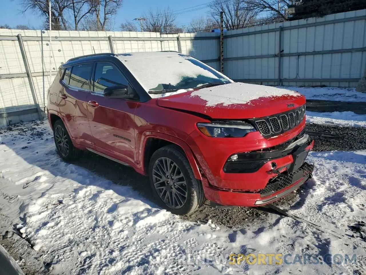 4 Photograph of a damaged car 3C4NJDCN0RT592307 JEEP COMPASS 2024