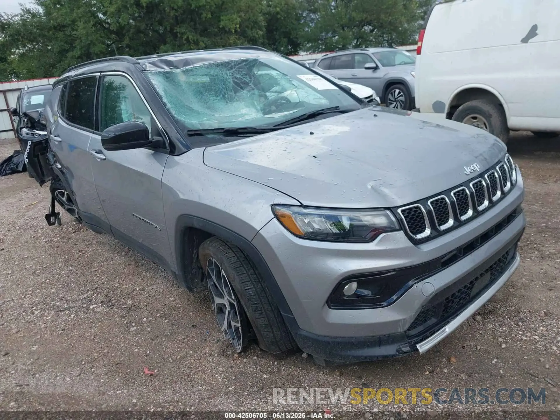 1 Photograph of a damaged car 3C4NJDCN0RT610787 JEEP COMPASS 2024