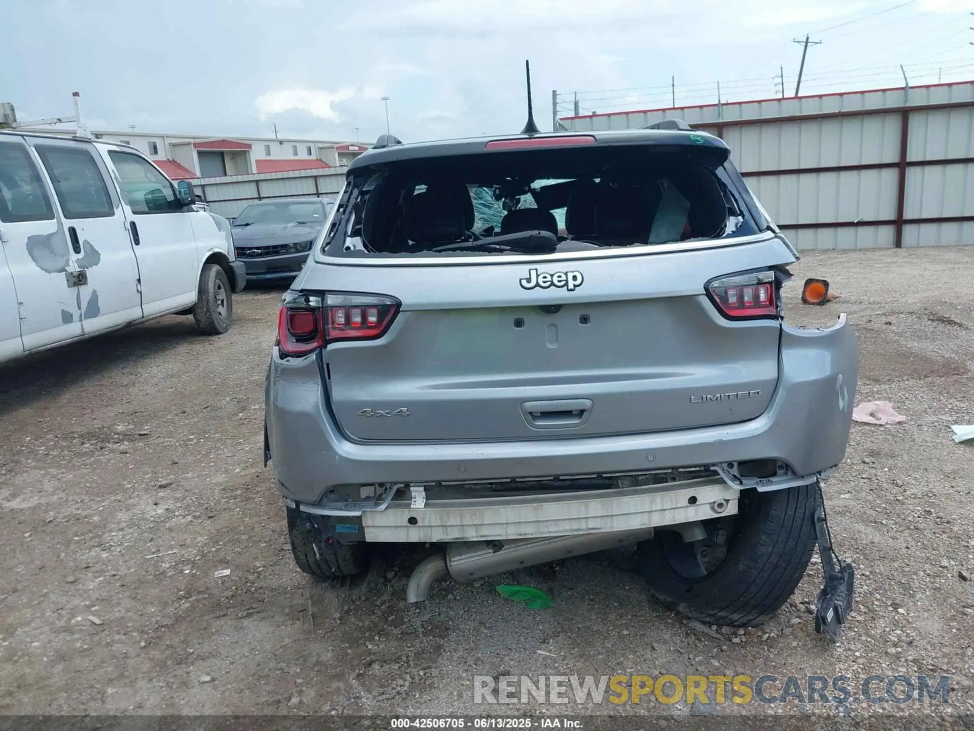 16 Photograph of a damaged car 3C4NJDCN0RT610787 JEEP COMPASS 2024
