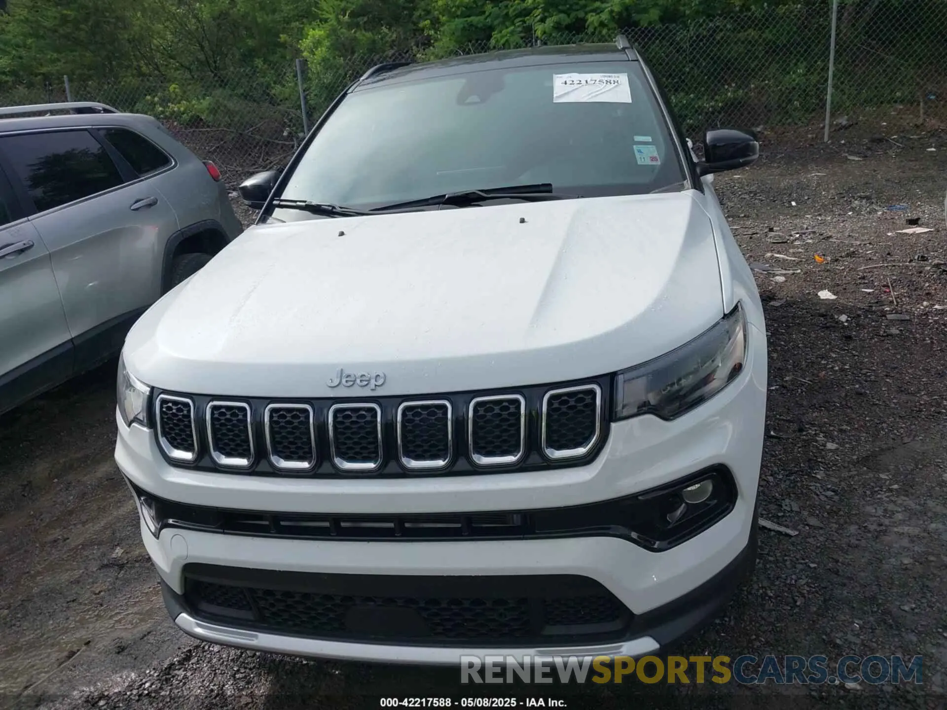 12 Photograph of a damaged car 3C4NJDCN1RT596978 JEEP COMPASS 2024