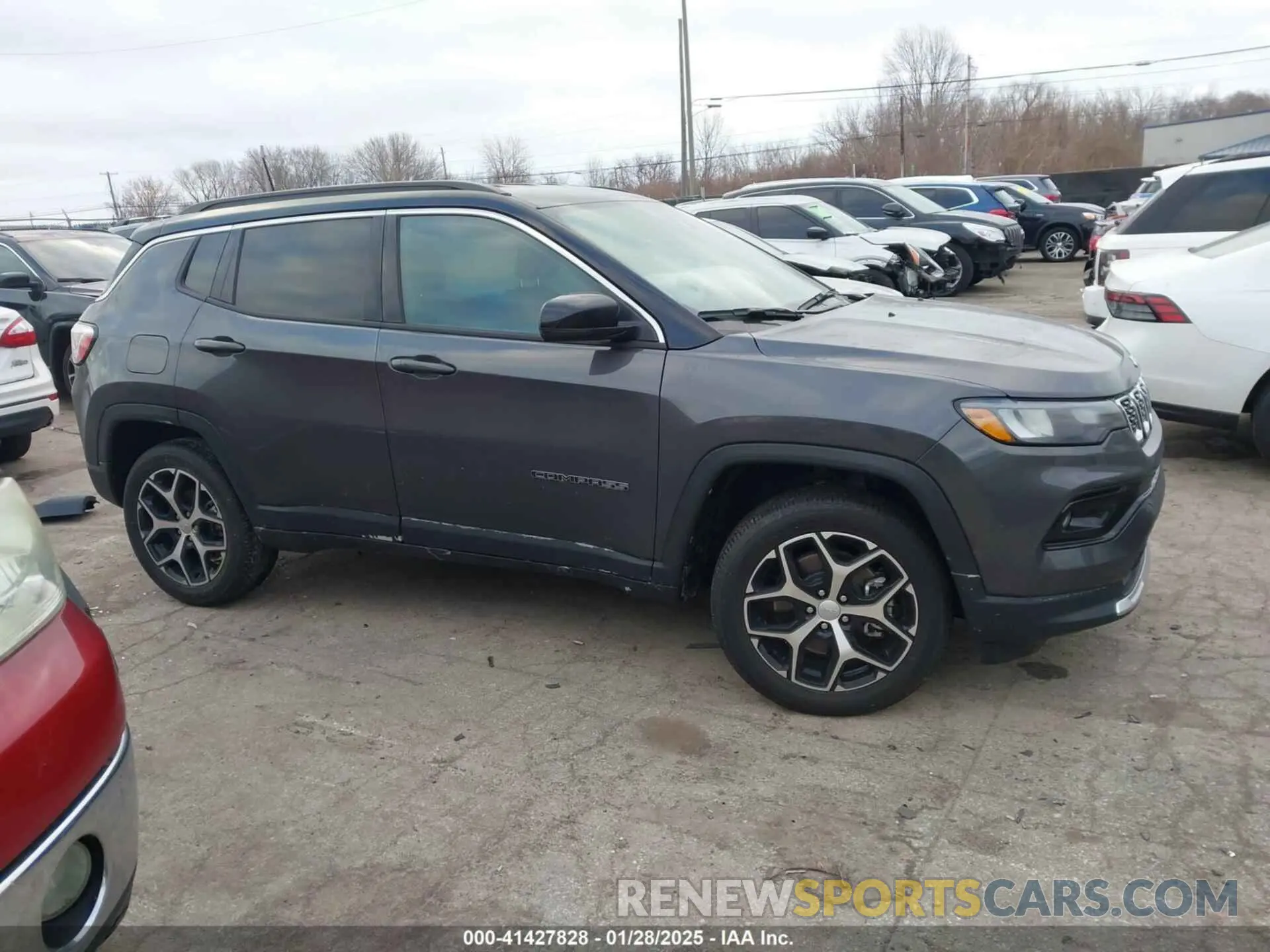 14 Photograph of a damaged car 3C4NJDCN2RT153271 JEEP COMPASS 2024
