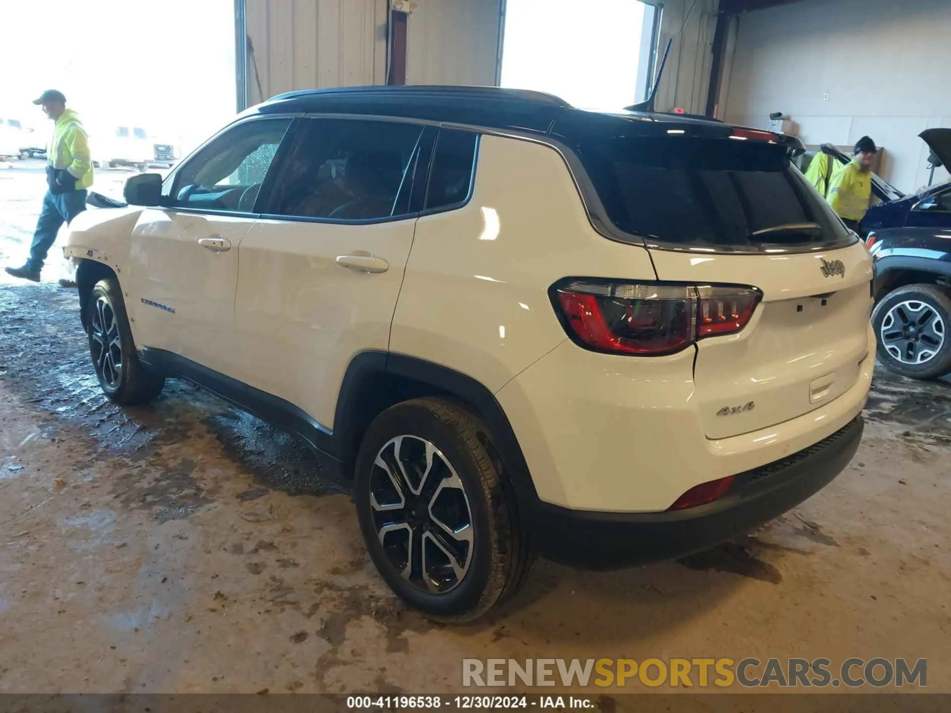 3 Photograph of a damaged car 3C4NJDCN2RT593278 JEEP COMPASS 2024
