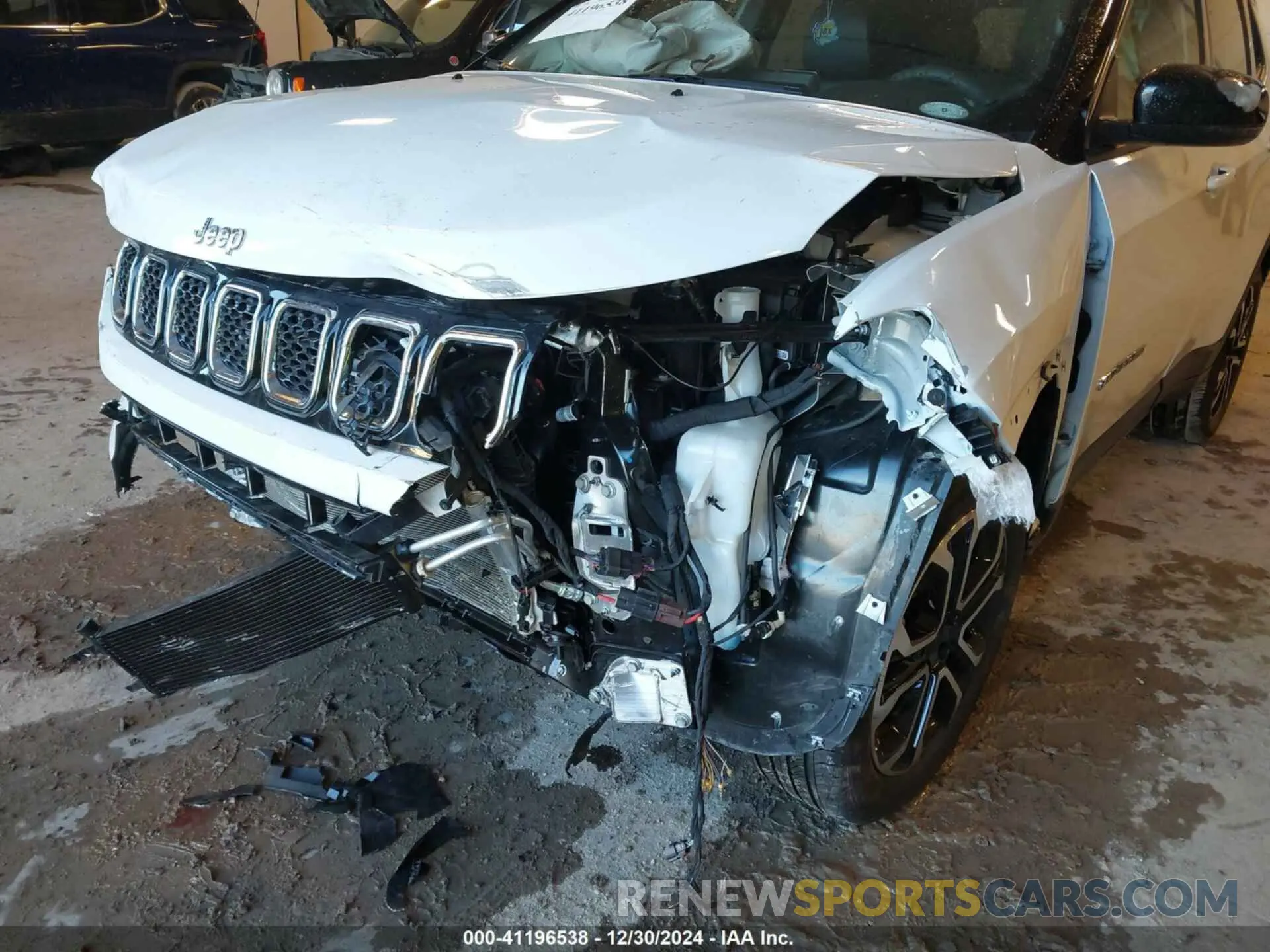 6 Photograph of a damaged car 3C4NJDCN2RT593278 JEEP COMPASS 2024