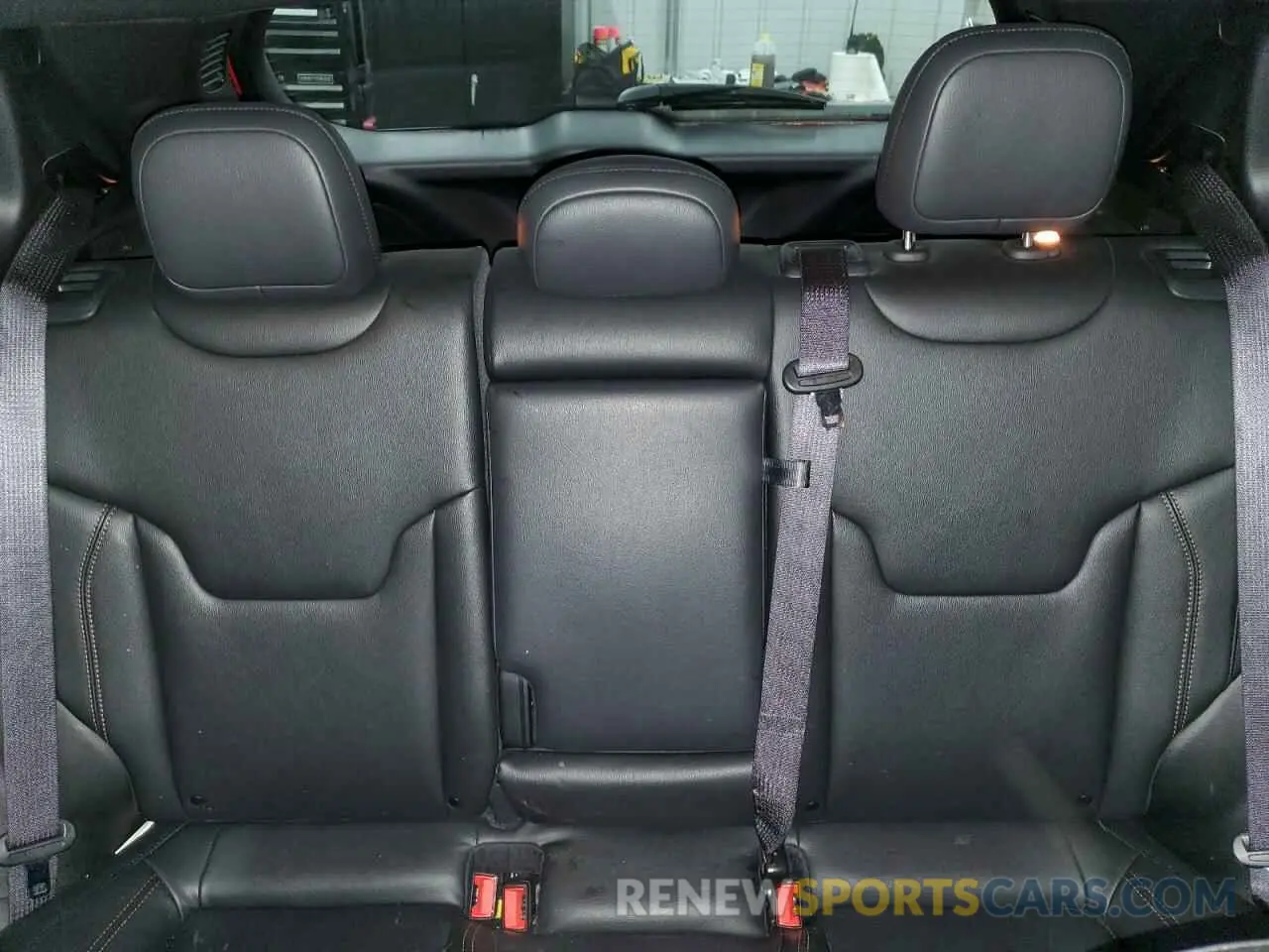 10 Photograph of a damaged car 3C4NJDCN2RT597461 JEEP COMPASS 2024