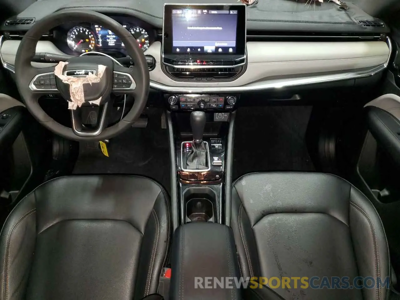 8 Photograph of a damaged car 3C4NJDCN2RT597461 JEEP COMPASS 2024