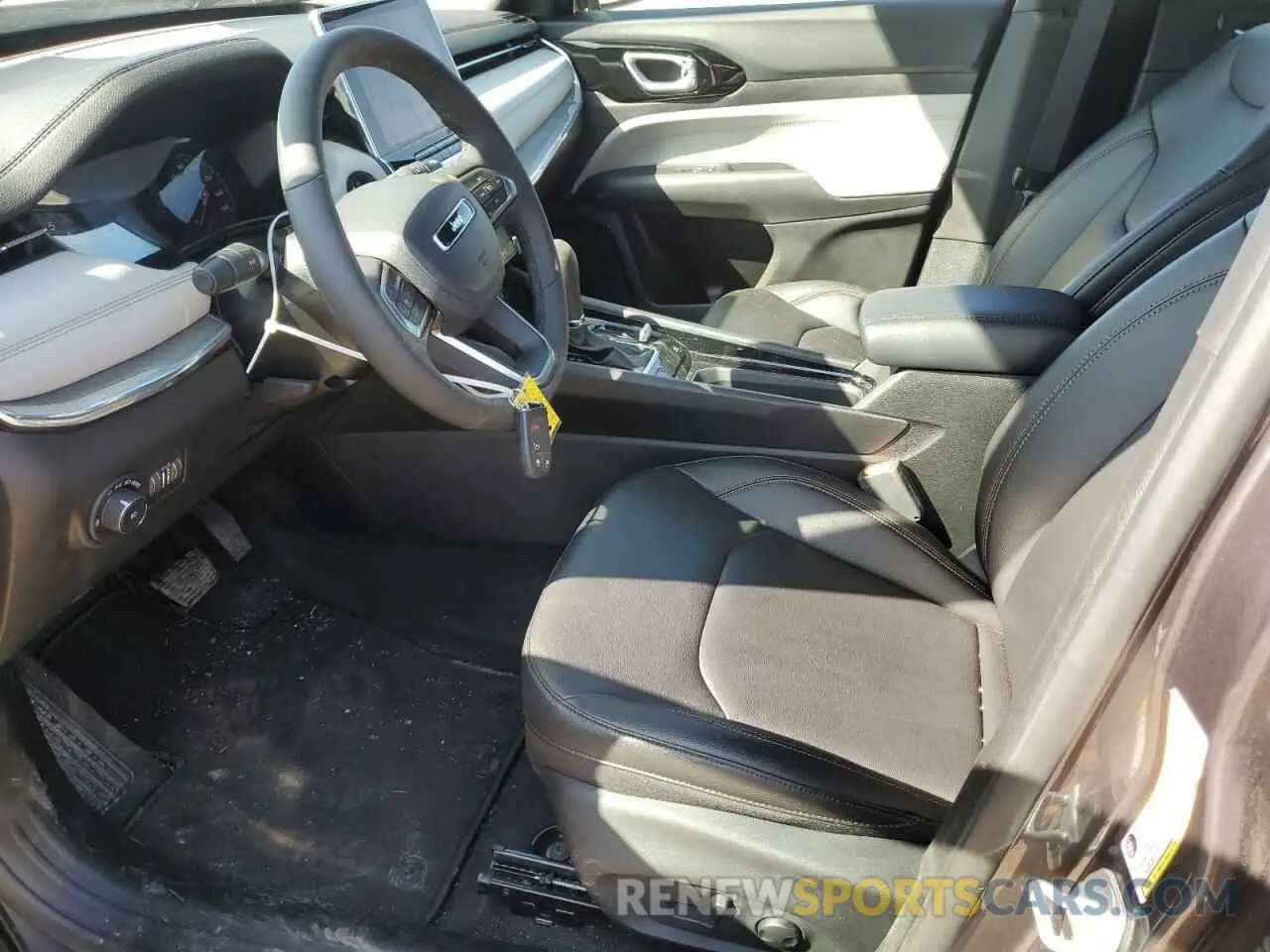 7 Photograph of a damaged car 3C4NJDCN3RT127438 JEEP COMPASS 2024
