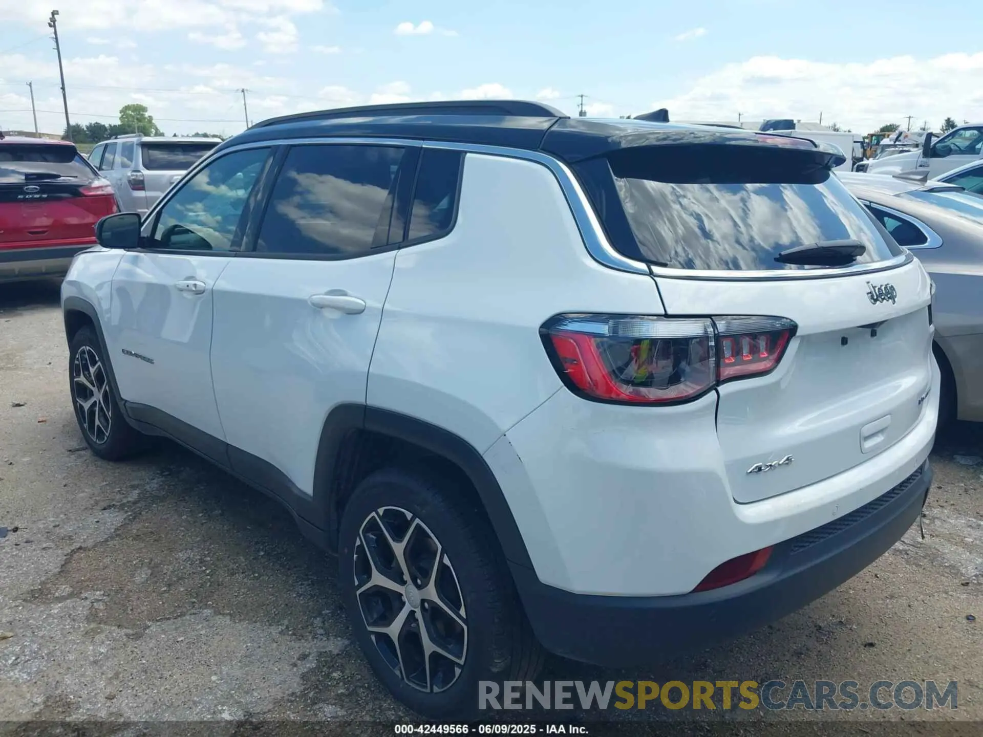 3 Photograph of a damaged car 3C4NJDCN3RT168474 JEEP COMPASS 2024