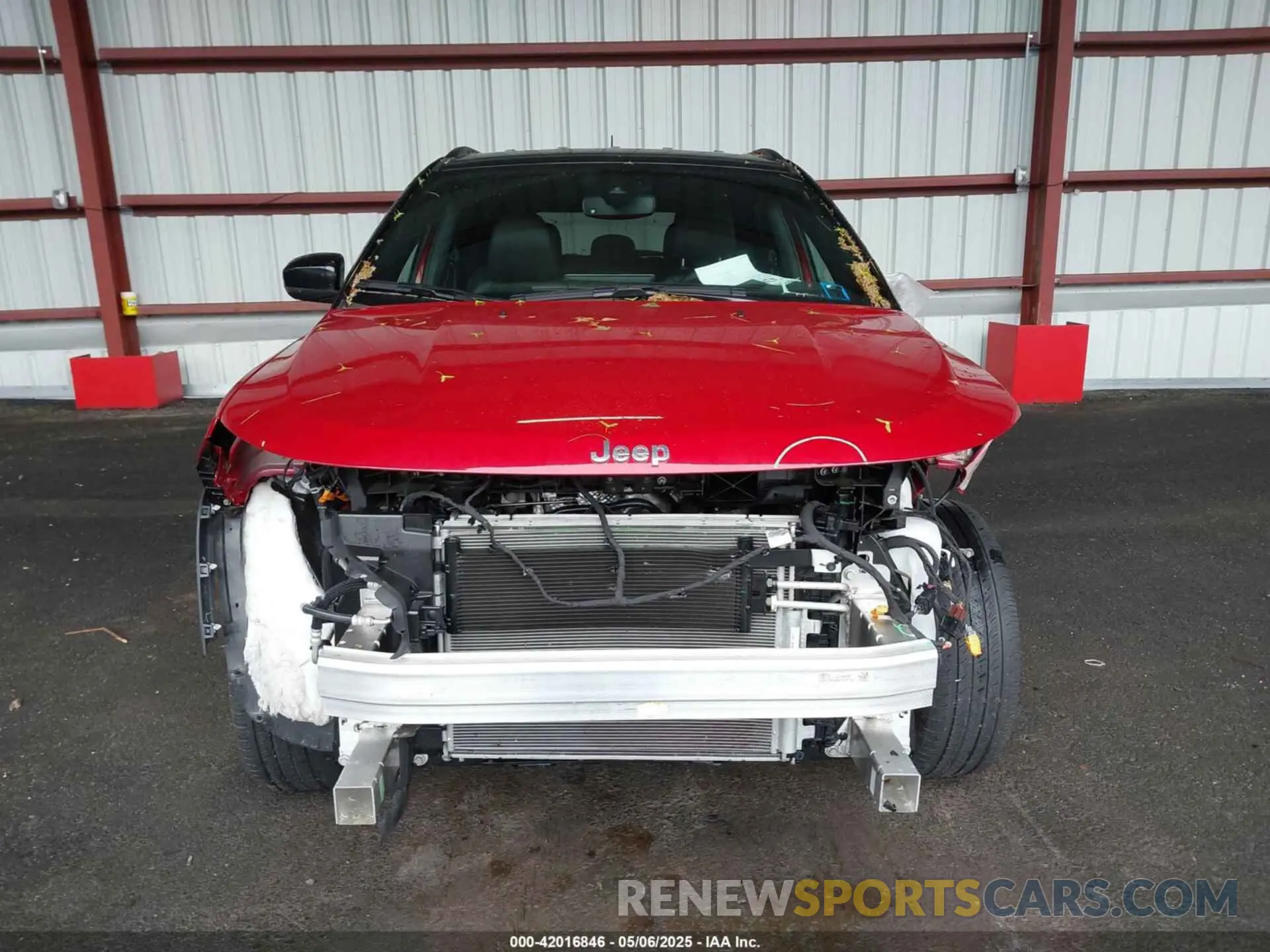 13 Photograph of a damaged car 3C4NJDCN3RT172704 JEEP COMPASS 2024