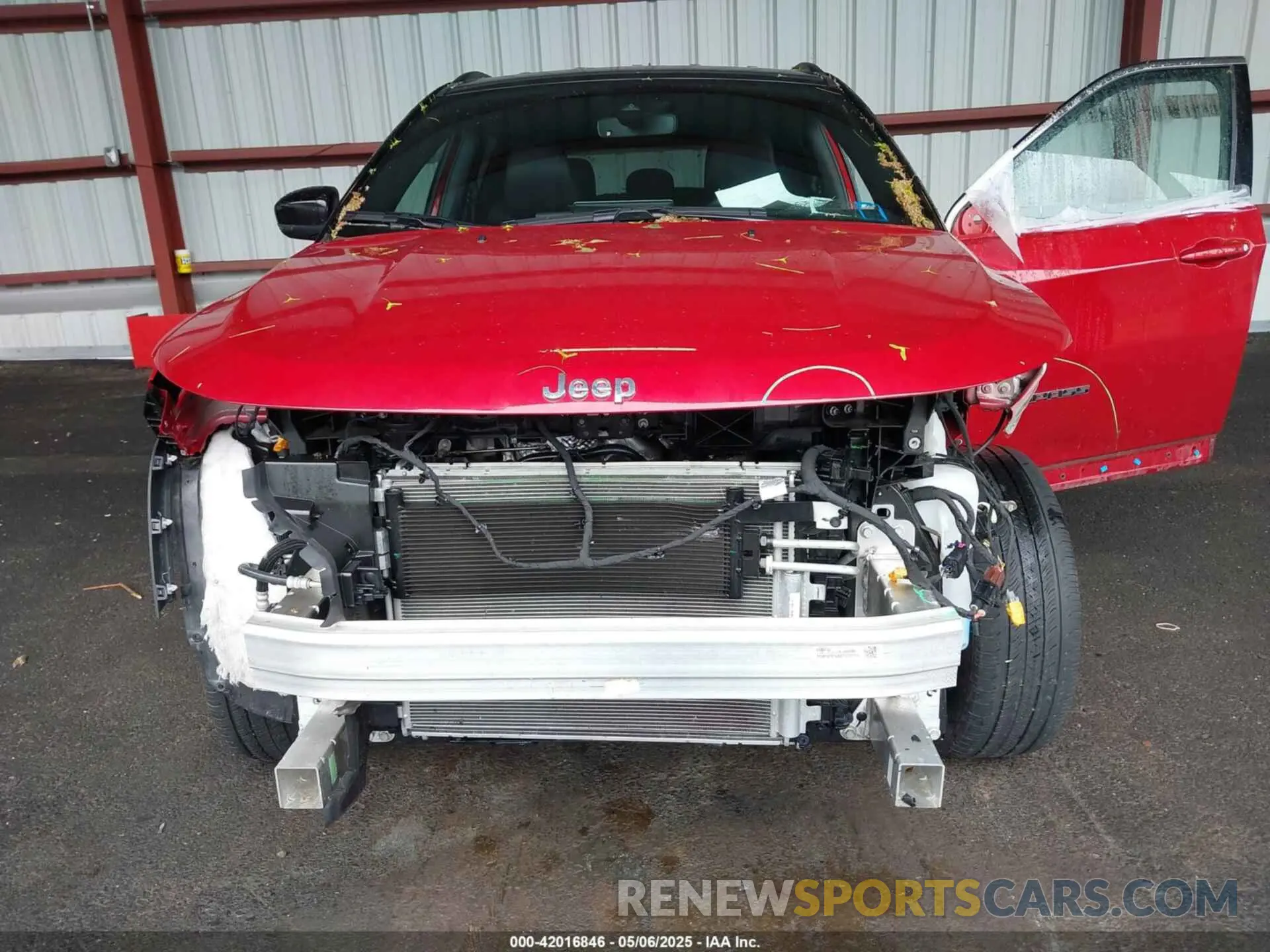 6 Photograph of a damaged car 3C4NJDCN3RT172704 JEEP COMPASS 2024