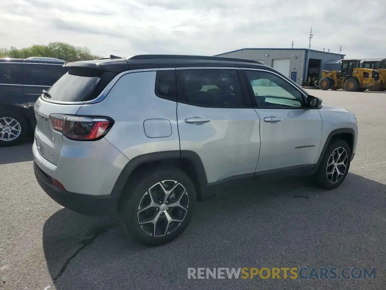 3 Photograph of a damaged car 3C4NJDCN4RT125231 JEEP COMPASS 2024