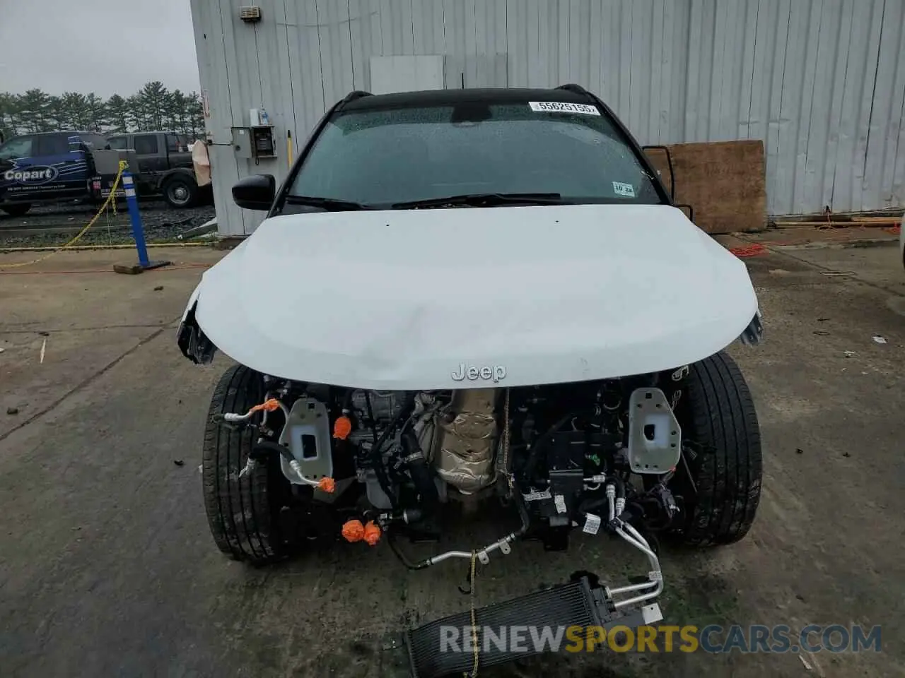 5 Photograph of a damaged car 3C4NJDCN4RT578913 JEEP COMPASS 2024