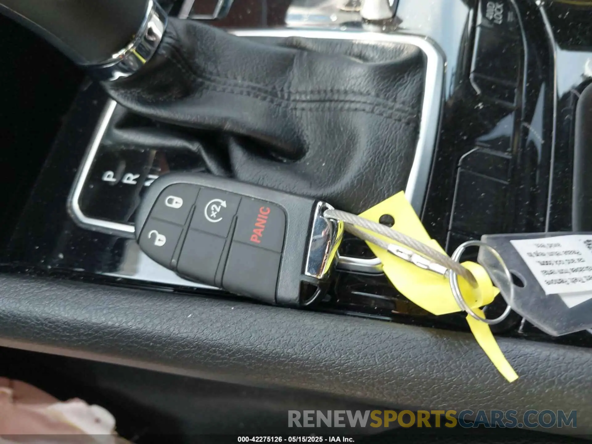 11 Photograph of a damaged car 3C4NJDCN4RT595193 JEEP COMPASS 2024