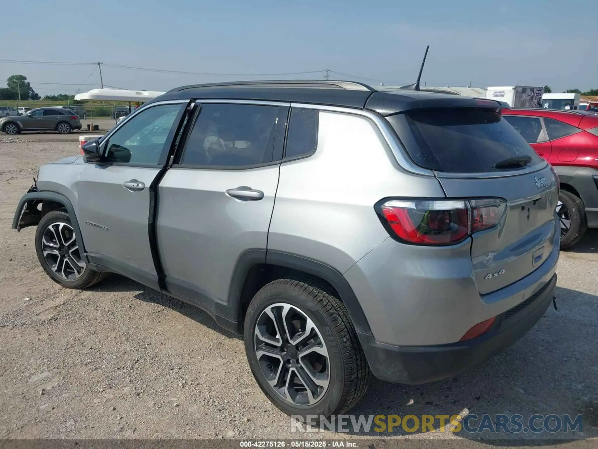 3 Photograph of a damaged car 3C4NJDCN4RT595193 JEEP COMPASS 2024