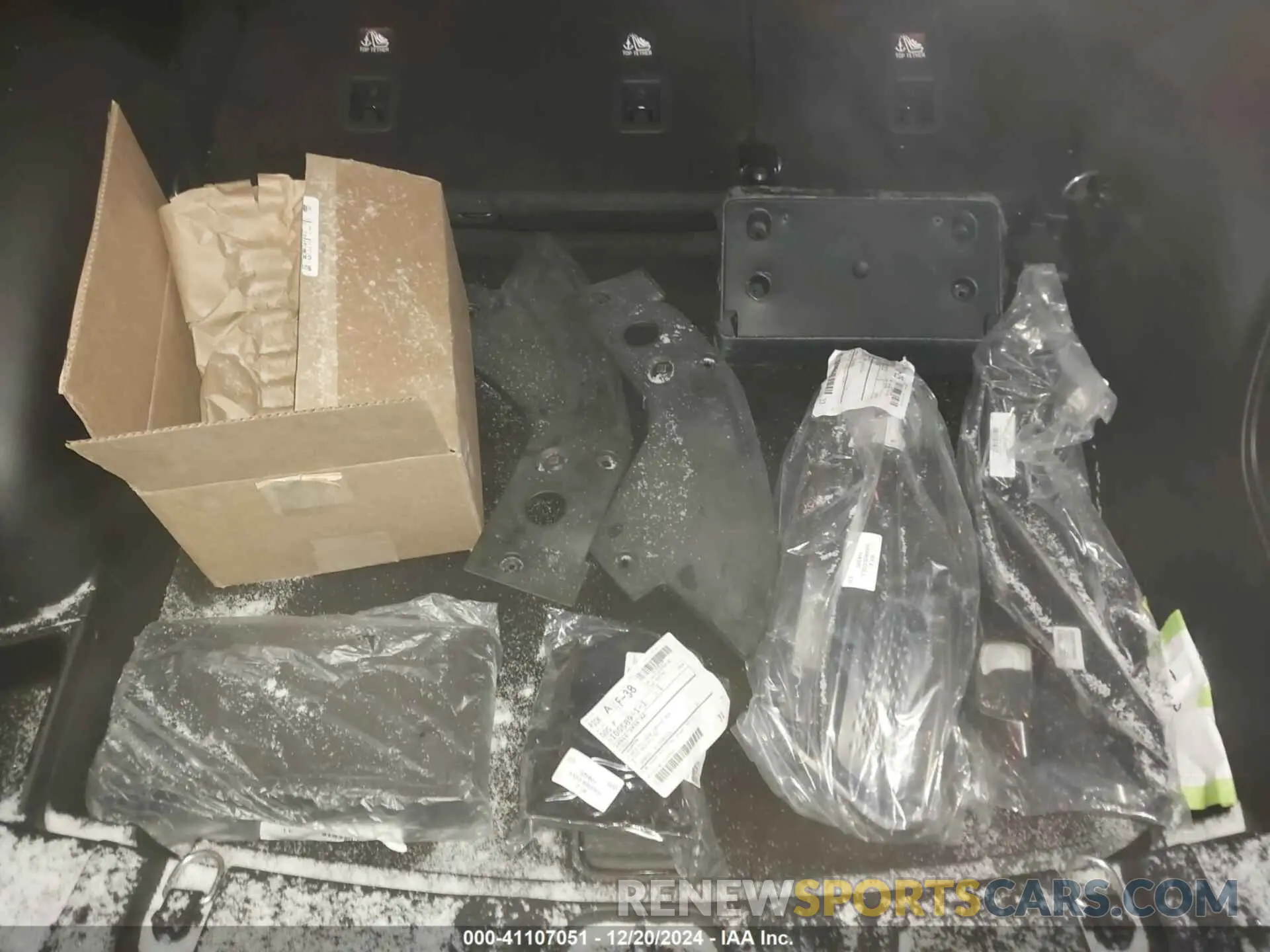 18 Photograph of a damaged car 3C4NJDCN5RT164829 JEEP COMPASS 2024