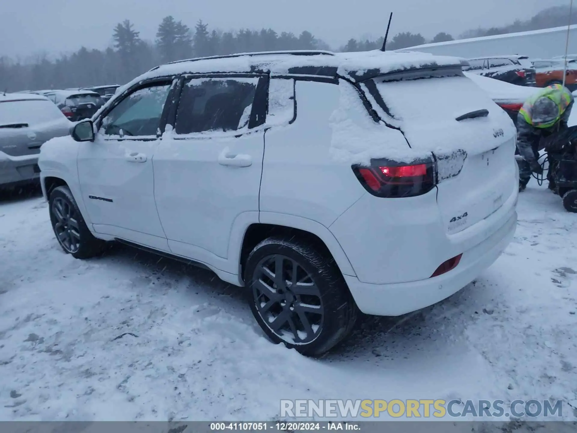 3 Photograph of a damaged car 3C4NJDCN5RT164829 JEEP COMPASS 2024