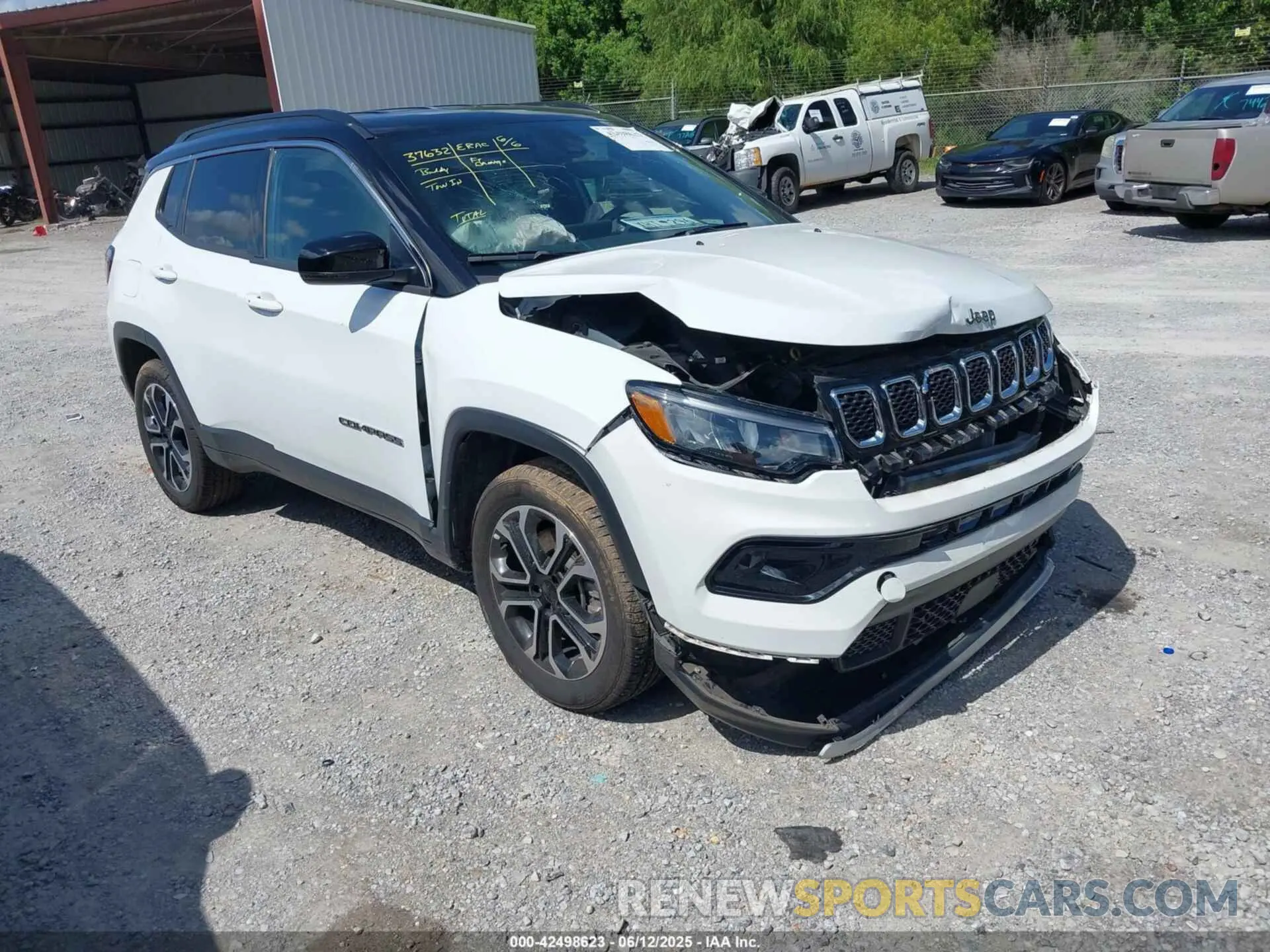 1 Photograph of a damaged car 3C4NJDCN6RT610177 JEEP COMPASS 2024