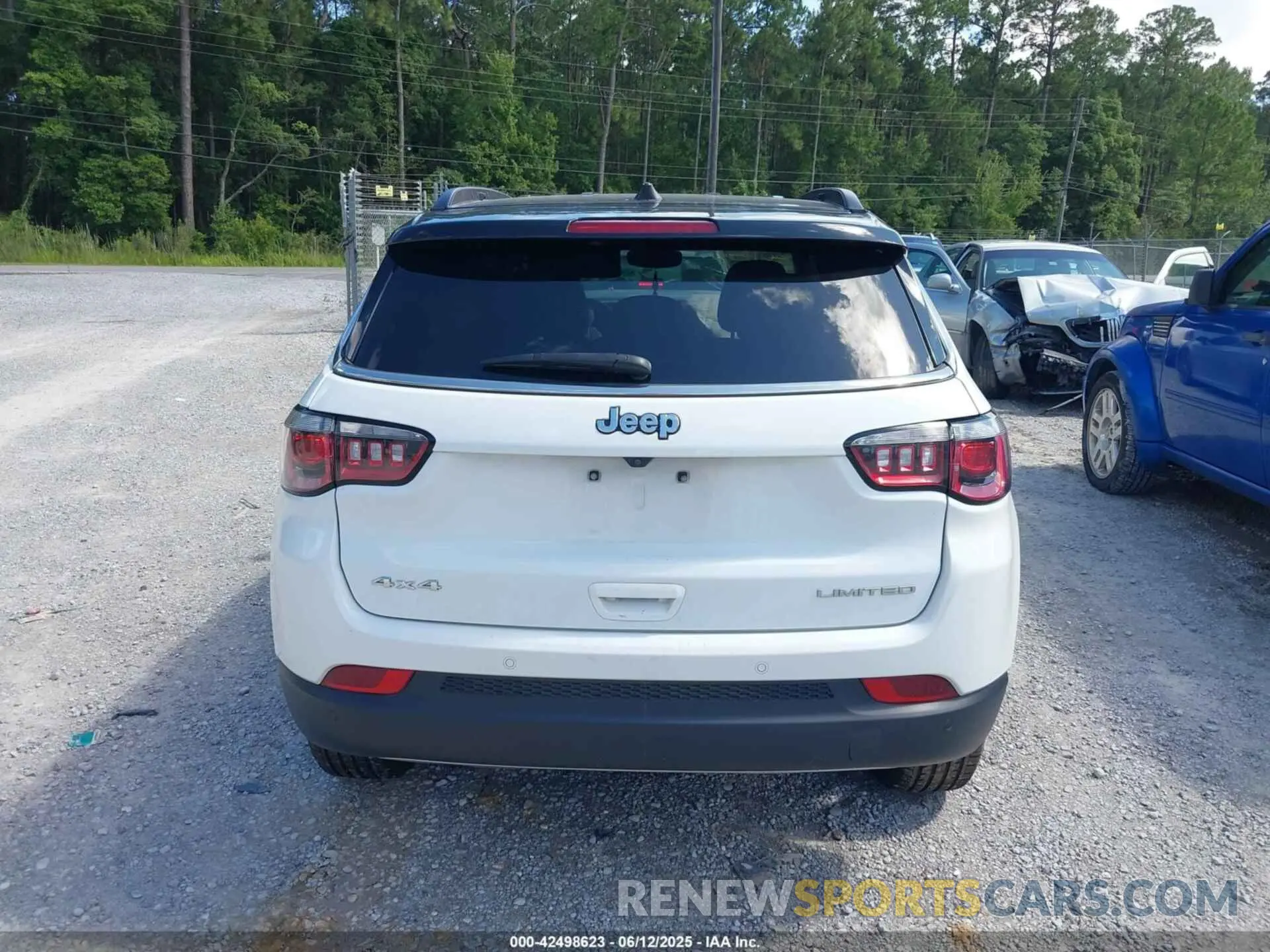 16 Photograph of a damaged car 3C4NJDCN6RT610177 JEEP COMPASS 2024
