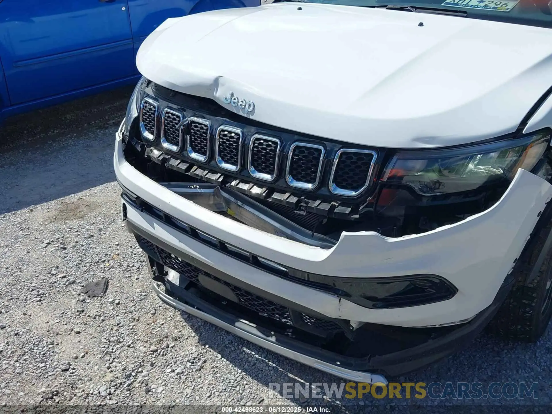 6 Photograph of a damaged car 3C4NJDCN6RT610177 JEEP COMPASS 2024