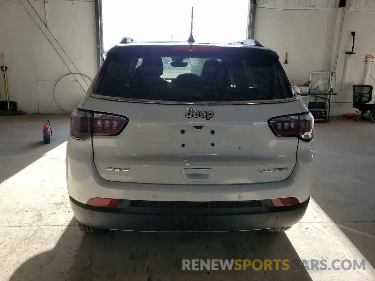 6 Photograph of a damaged car 3C4NJDCN7RT150852 JEEP COMPASS 2024
