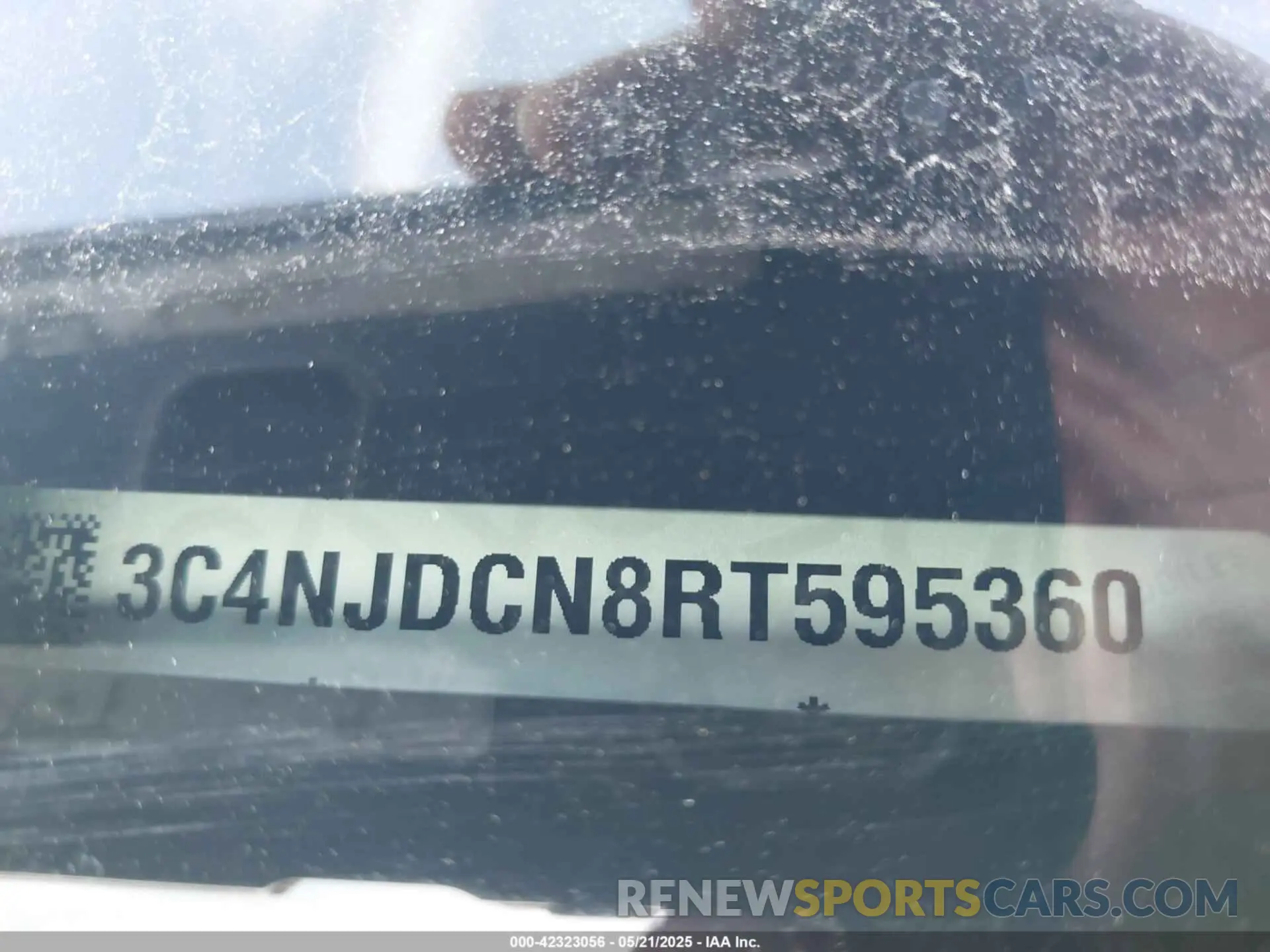 9 Photograph of a damaged car 3C4NJDCN8RT595360 JEEP COMPASS 2024