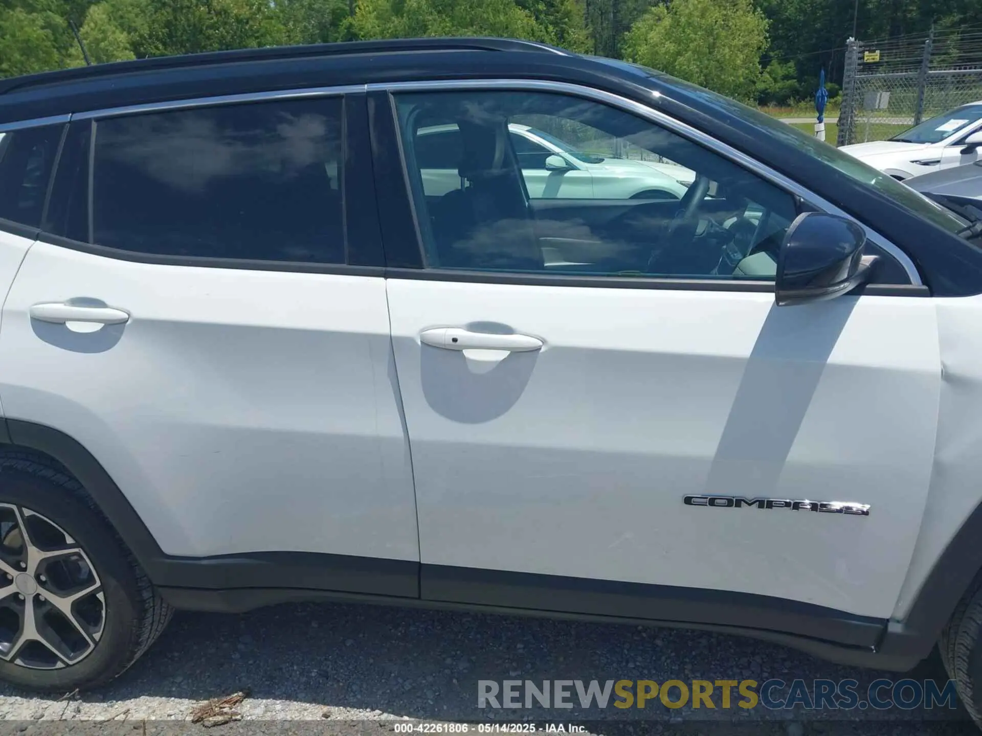 13 Photograph of a damaged car 3C4NJDCN9RT134474 JEEP COMPASS 2024