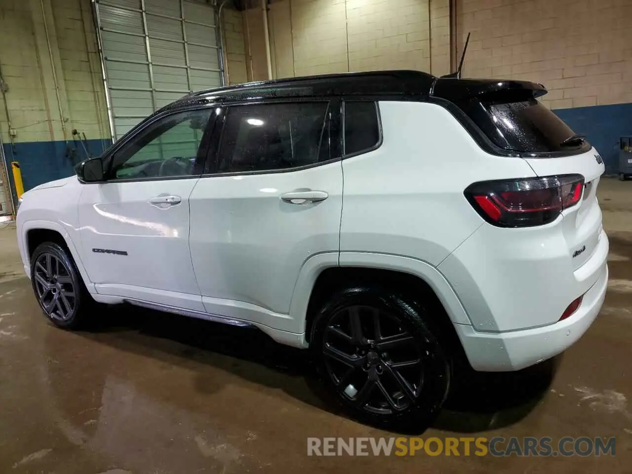 2 Photograph of a damaged car 3C4NJDCN9RT139819 JEEP COMPASS 2024