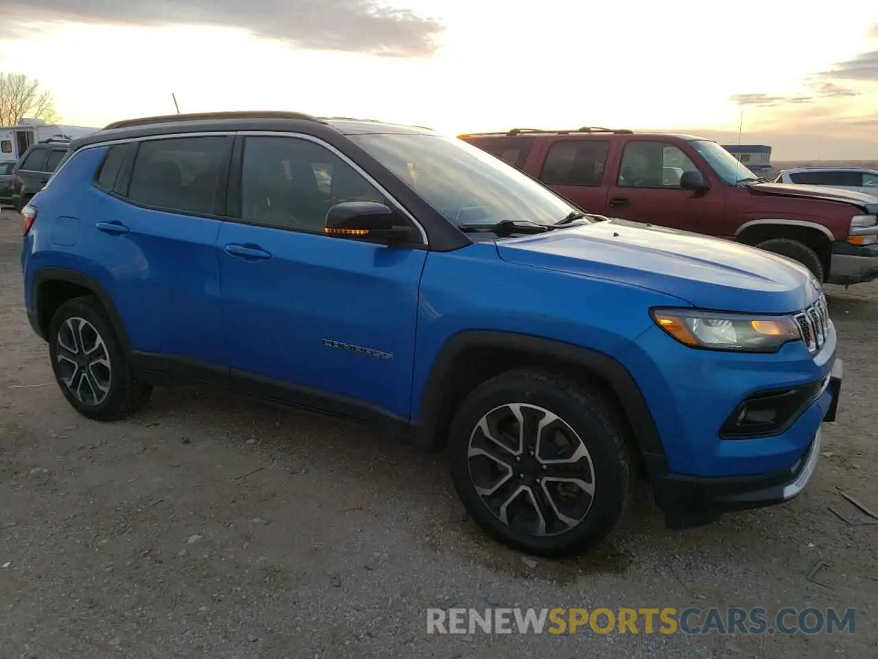 4 Photograph of a damaged car 3C4NJDCN9RT583895 JEEP COMPASS 2024