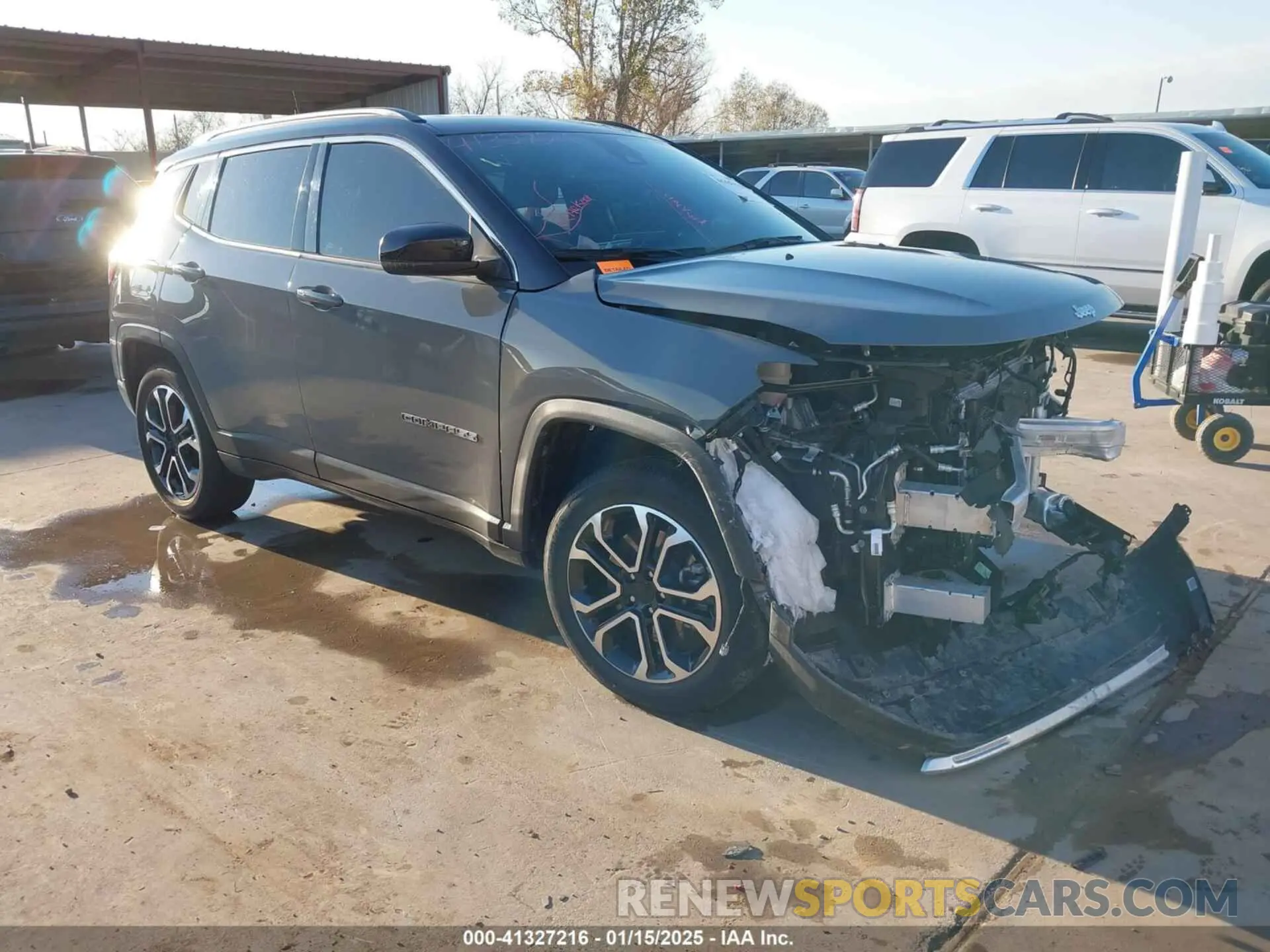 1 Photograph of a damaged car 3C4NJDCN9RT589163 JEEP COMPASS 2024