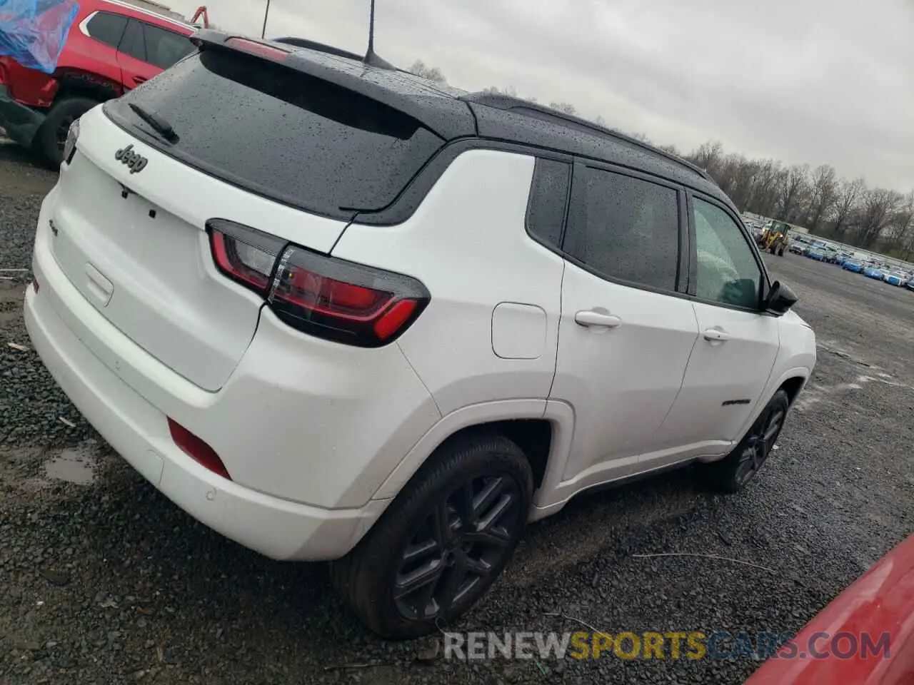 3 Photograph of a damaged car 3C4NJDCNXRT139876 JEEP COMPASS 2024