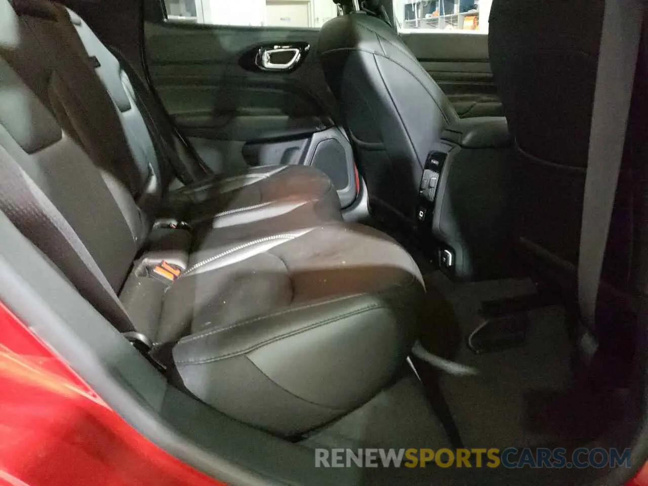 11 Photograph of a damaged car 3C4NJDCNXRT160209 JEEP COMPASS 2024