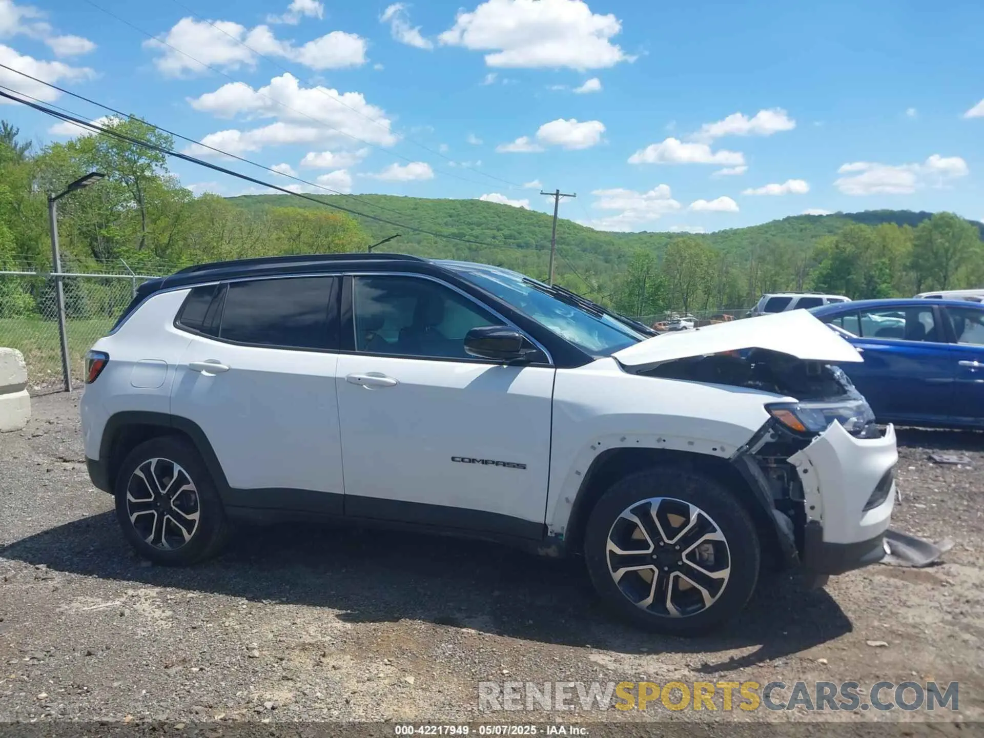 14 Photograph of a damaged car 3C4NJDCNXRT610750 JEEP COMPASS 2024