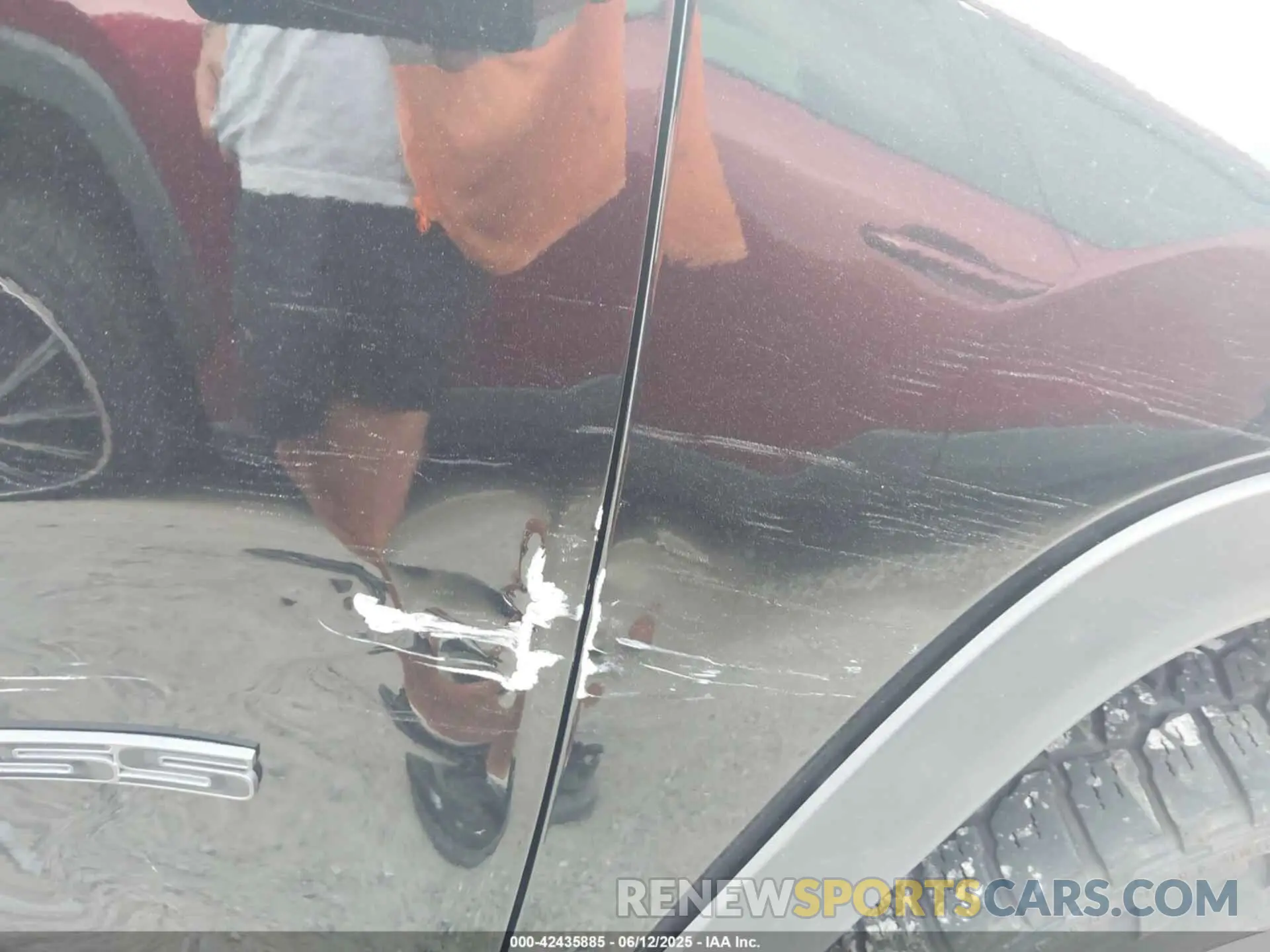 6 Photograph of a damaged car 3C4NJDDN1RT137190 JEEP COMPASS 2024