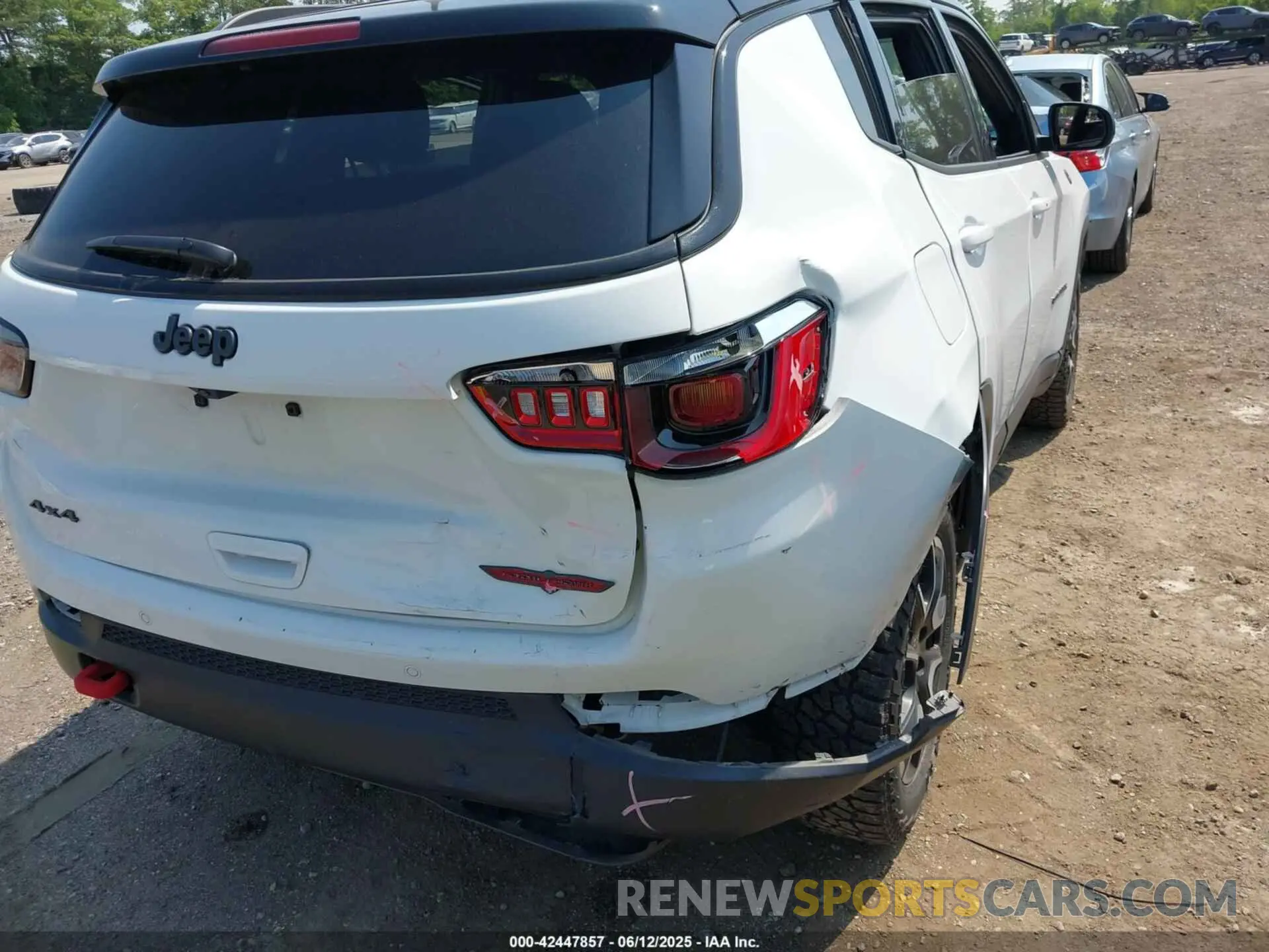 6 Photograph of a damaged car 3C4NJDDN2RT149493 JEEP COMPASS 2024