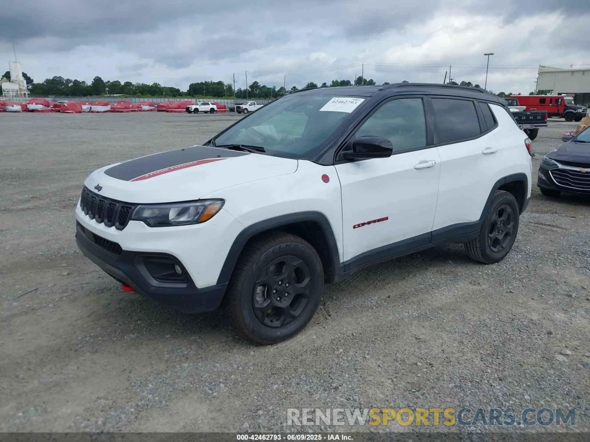 2 Photograph of a damaged car 3C4NJDDN2RT602771 JEEP COMPASS 2024