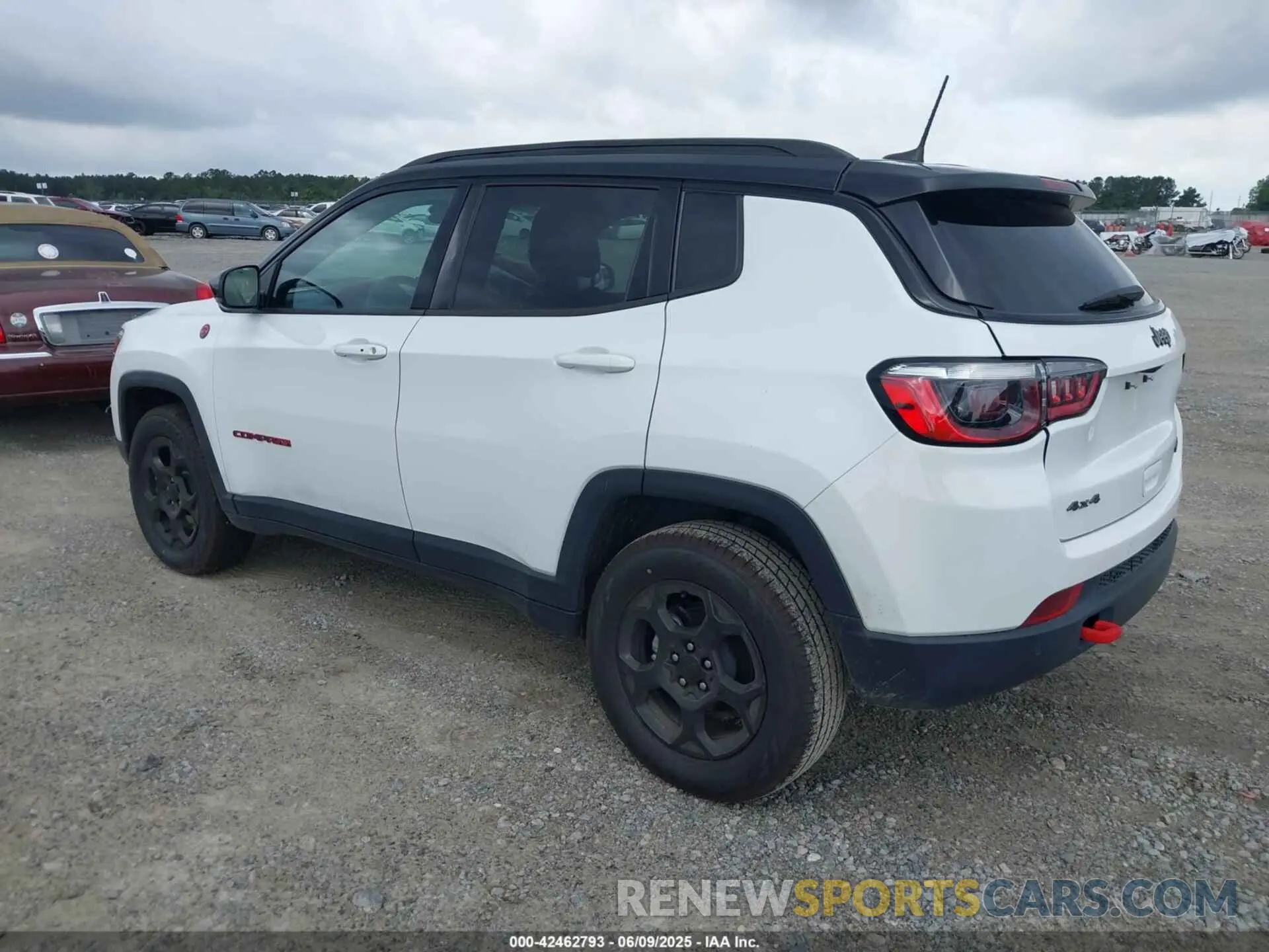 3 Photograph of a damaged car 3C4NJDDN2RT602771 JEEP COMPASS 2024