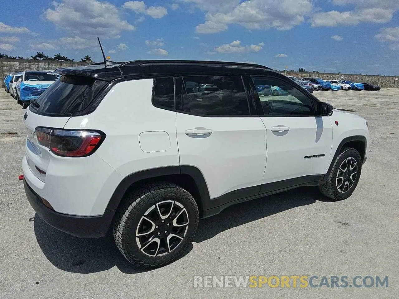 3 Photograph of a damaged car 3C4NJDDN3RT144772 JEEP COMPASS 2024