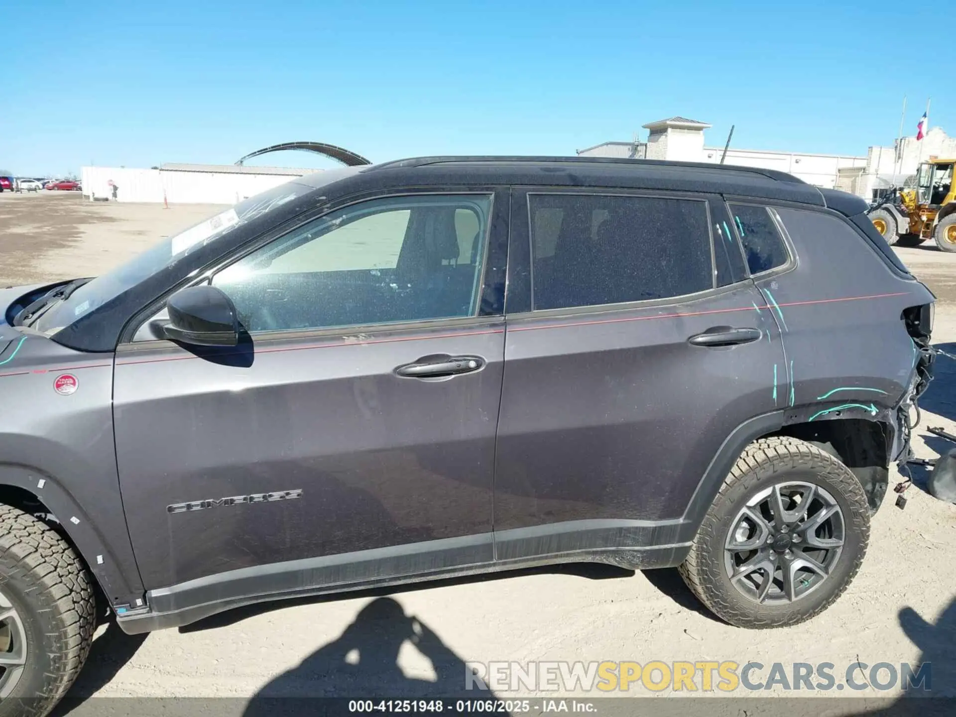 15 Photograph of a damaged car 3C4NJDDN4RT135384 JEEP COMPASS 2024