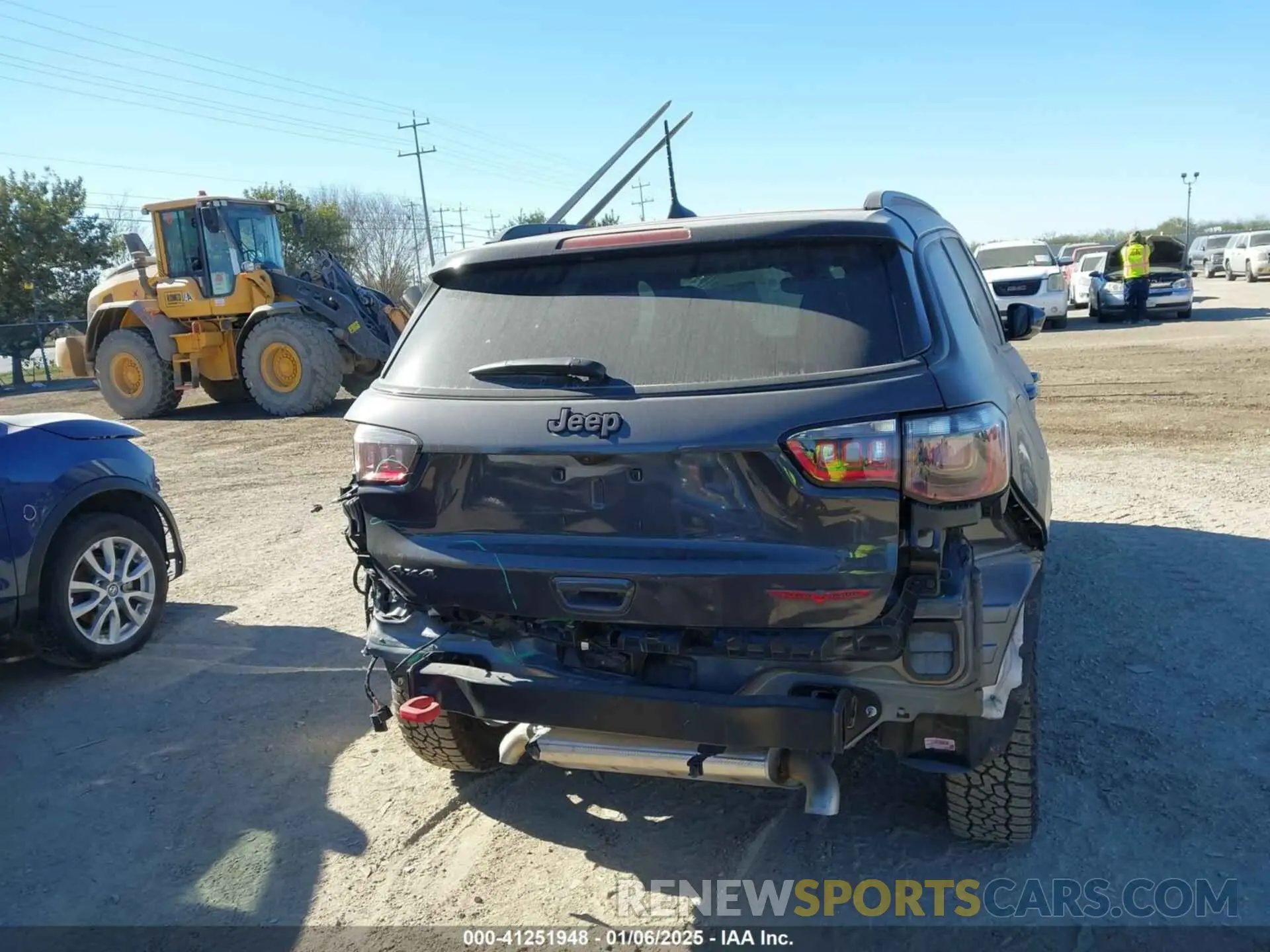 17 Photograph of a damaged car 3C4NJDDN4RT135384 JEEP COMPASS 2024
