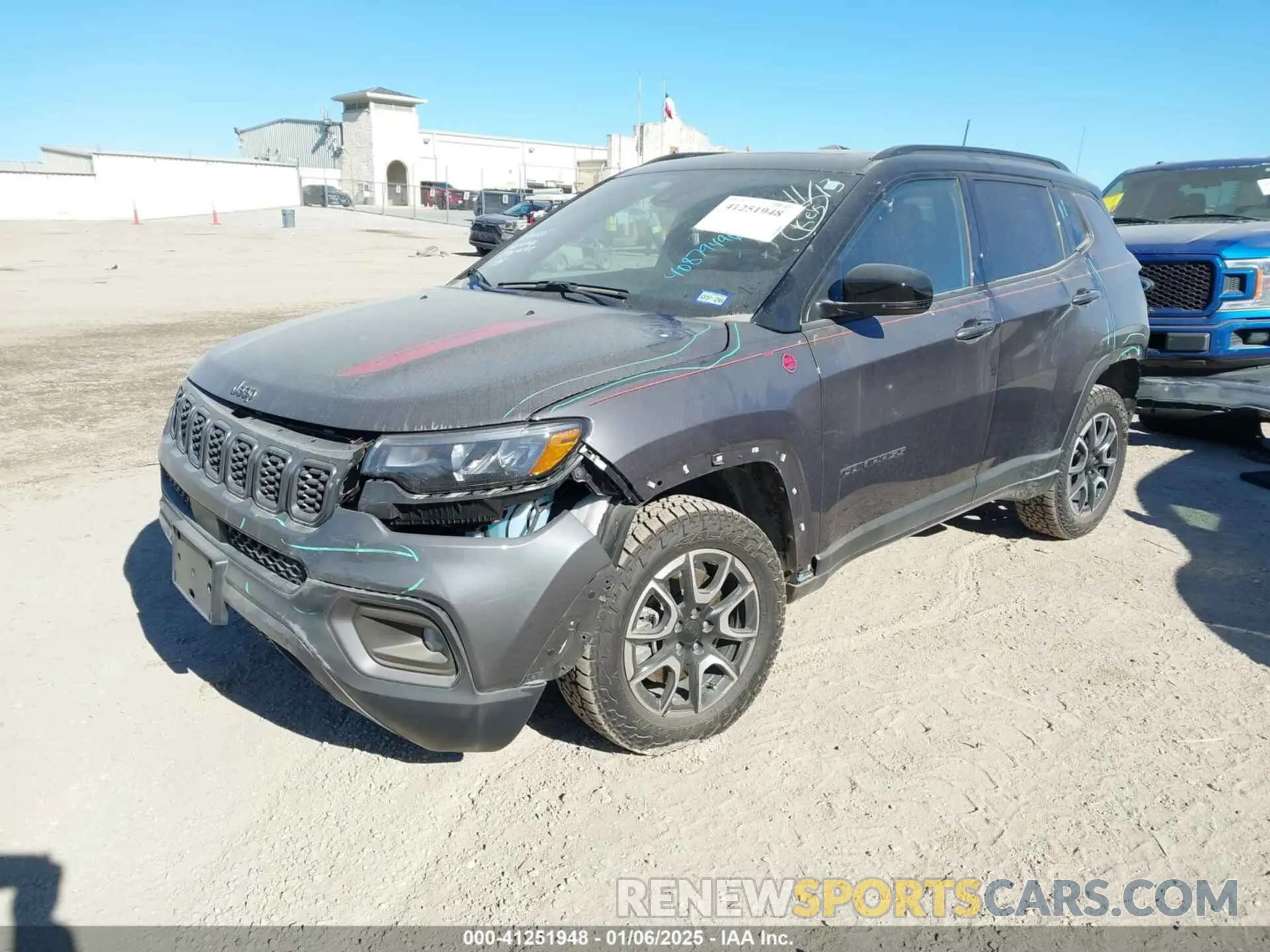 2 Photograph of a damaged car 3C4NJDDN4RT135384 JEEP COMPASS 2024