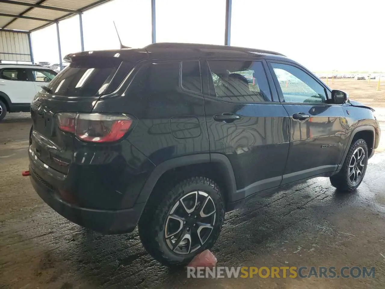3 Photograph of a damaged car 3C4NJDDN5RT137175 JEEP COMPASS 2024