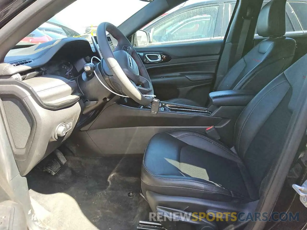 7 Photograph of a damaged car 3C4NJDDN5RT137175 JEEP COMPASS 2024